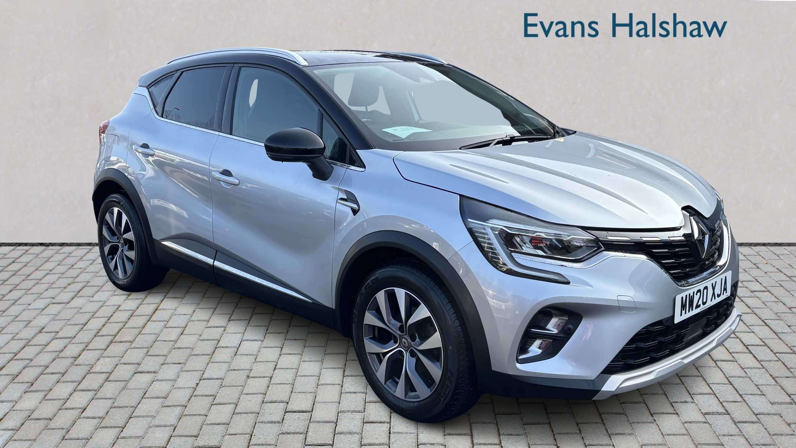 Main listing image - Renault Captur