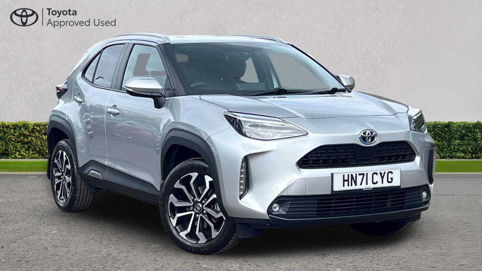 Main listing image - Toyota Yaris Cross