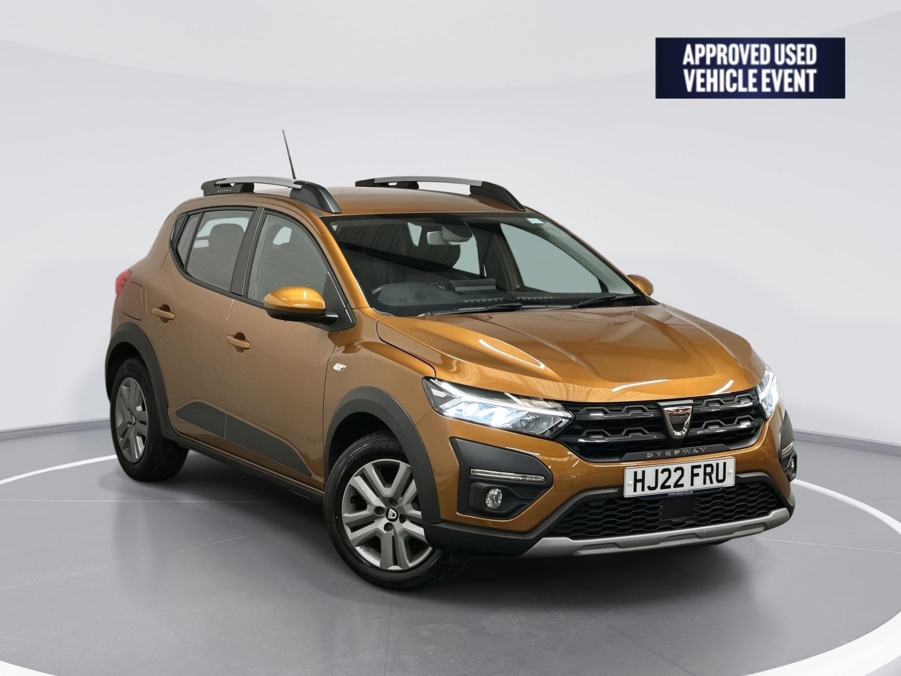 Main listing image - Dacia Sandero Stepway