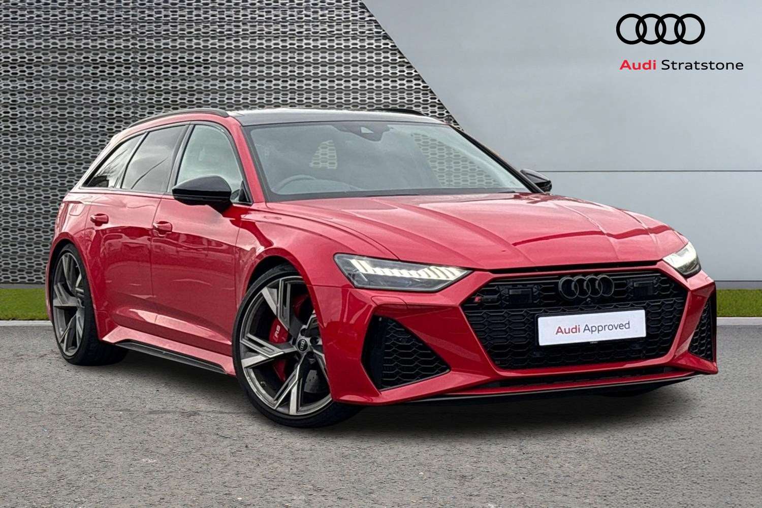 Main listing image - Audi RS6