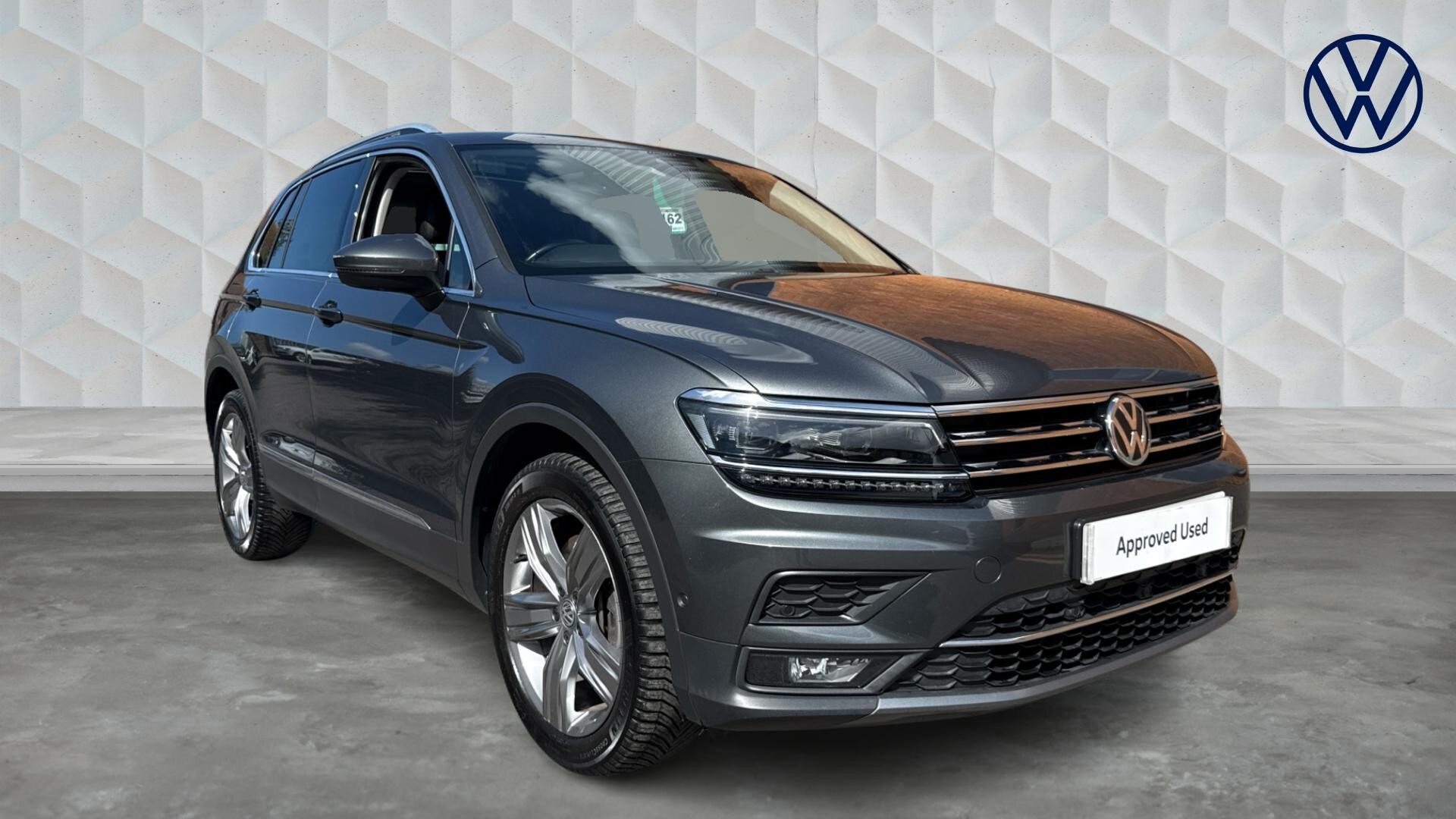 Main listing image - Volkswagen Tiguan