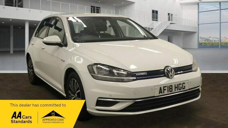 Main listing image - Volkswagen Golf