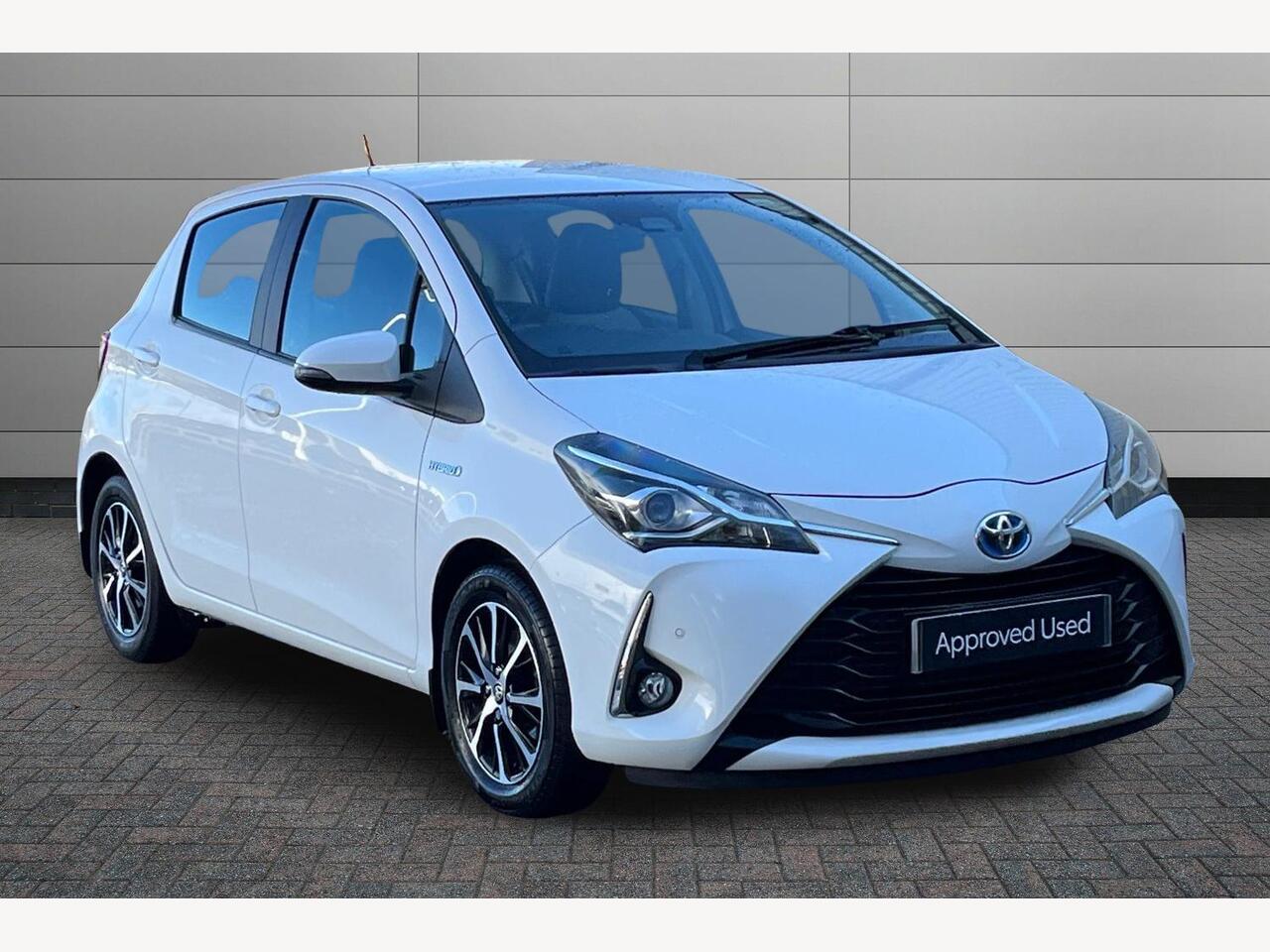 Main listing image - Toyota Yaris