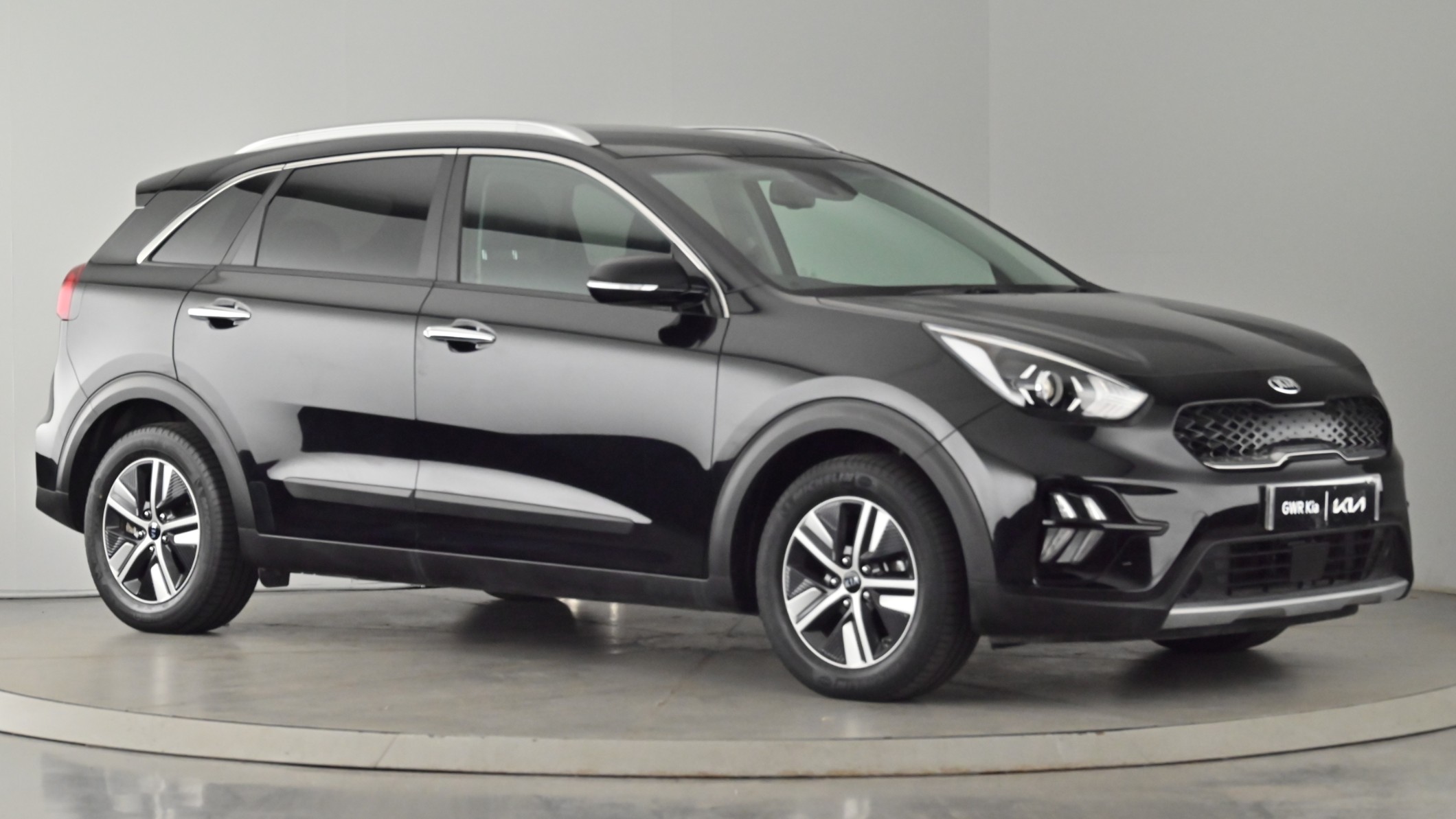 Main listing image - Kia Niro