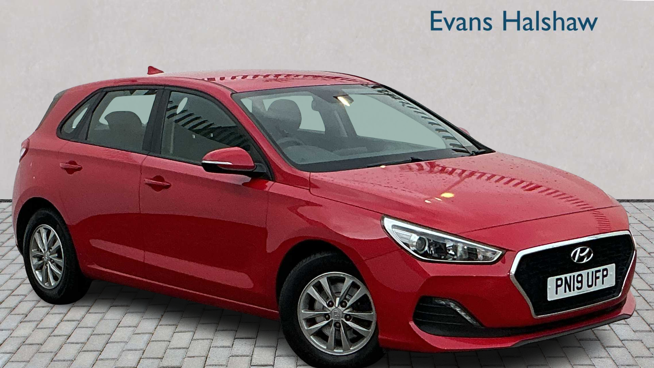 Main listing image - Hyundai i30