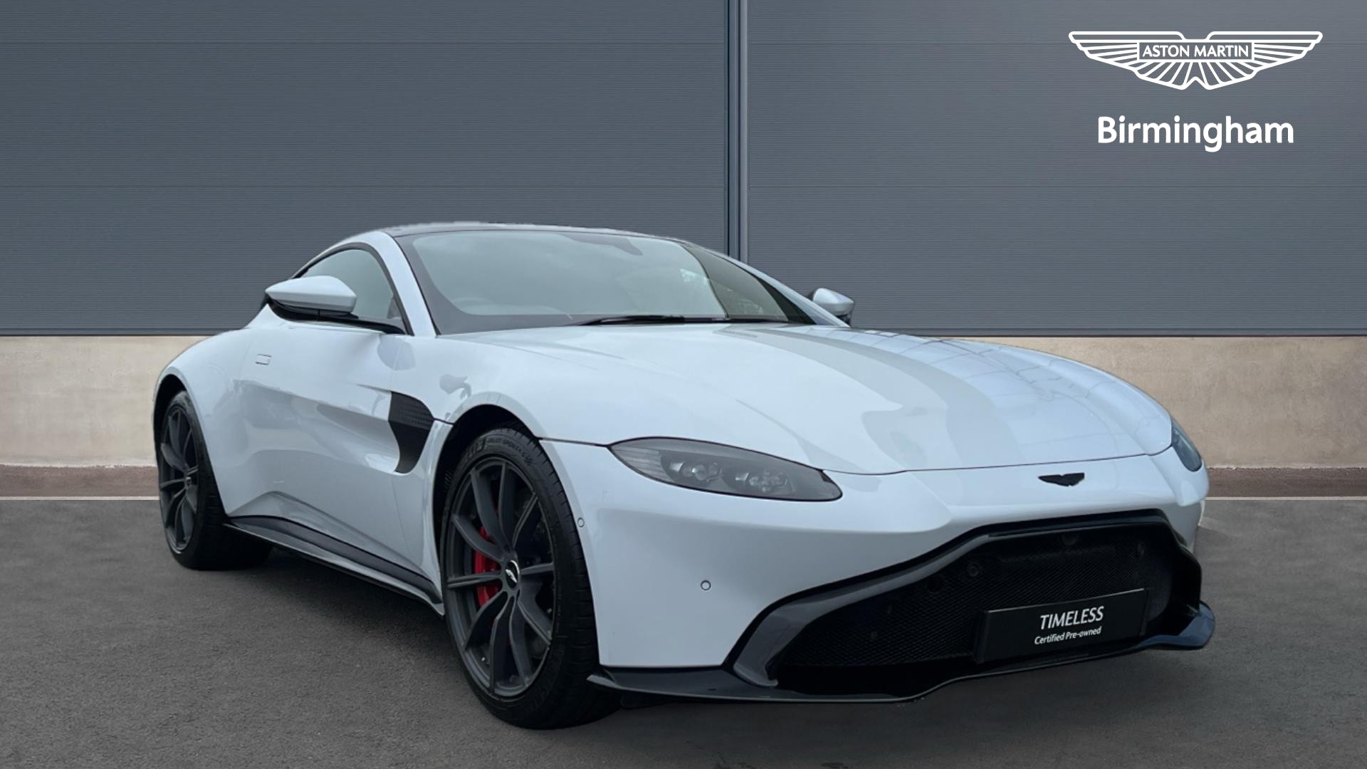 Main listing image - Aston Martin Vantage