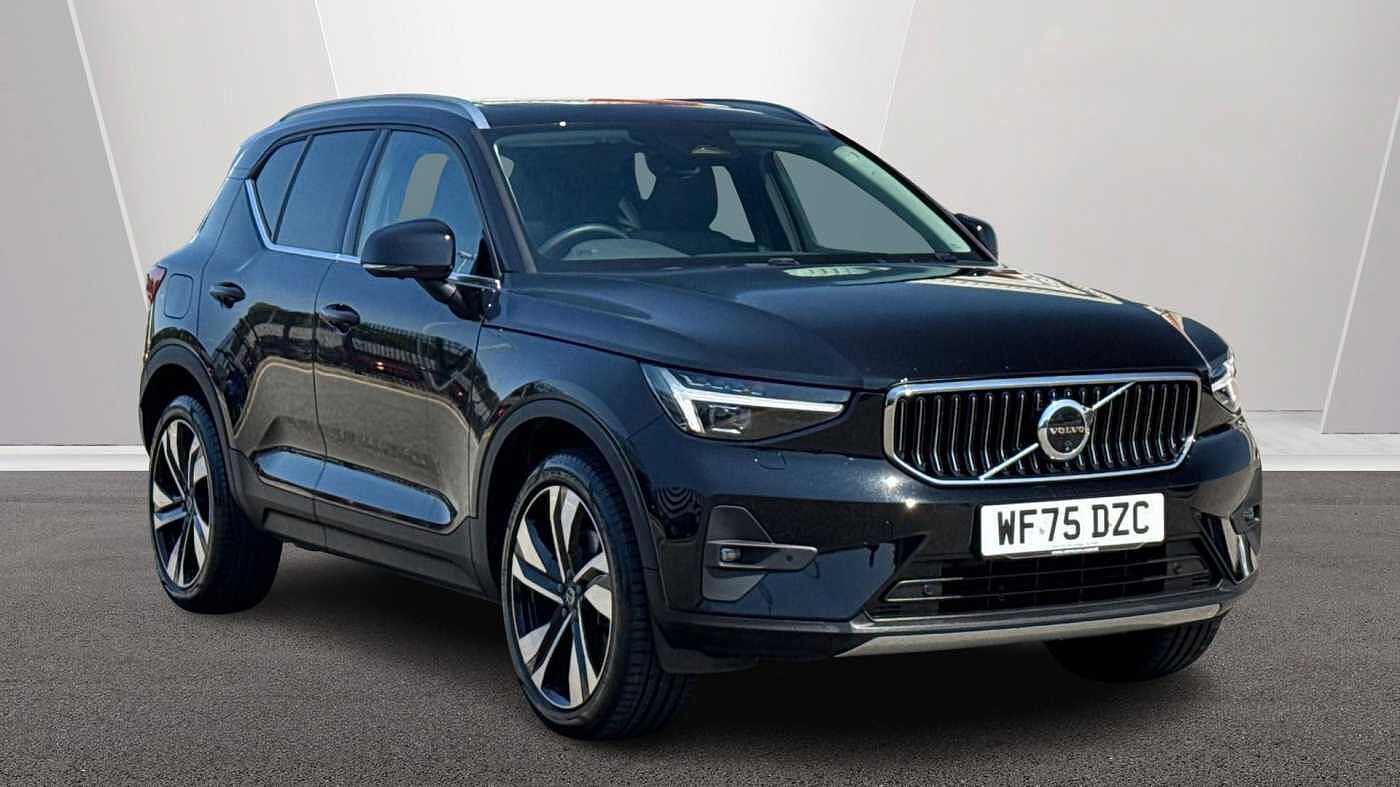 Main listing image - Volvo XC40
