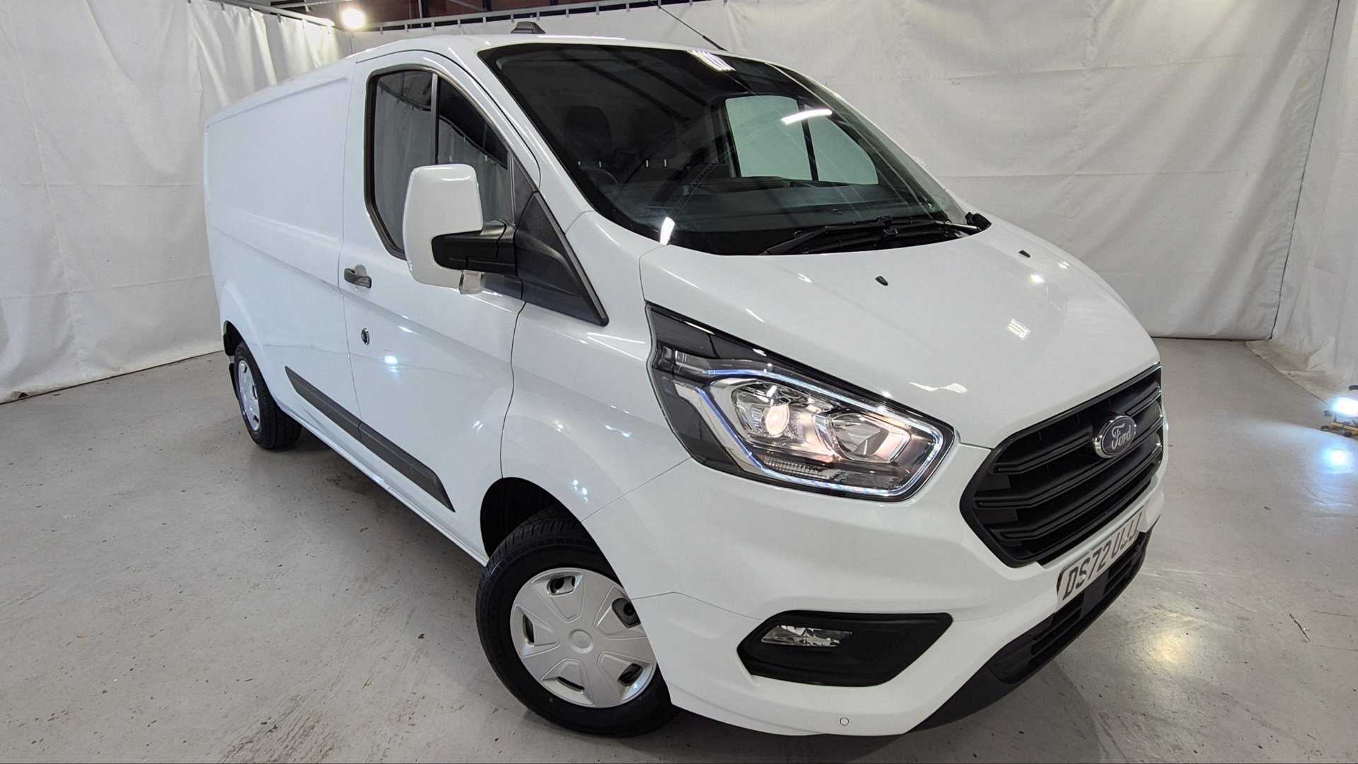 Main listing image - Ford Transit Custom