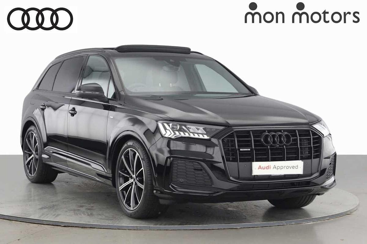 Main listing image - Audi Q7