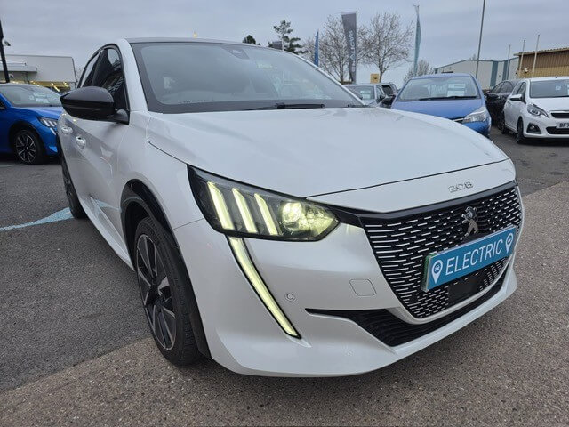 Main listing image - Peugeot e-208