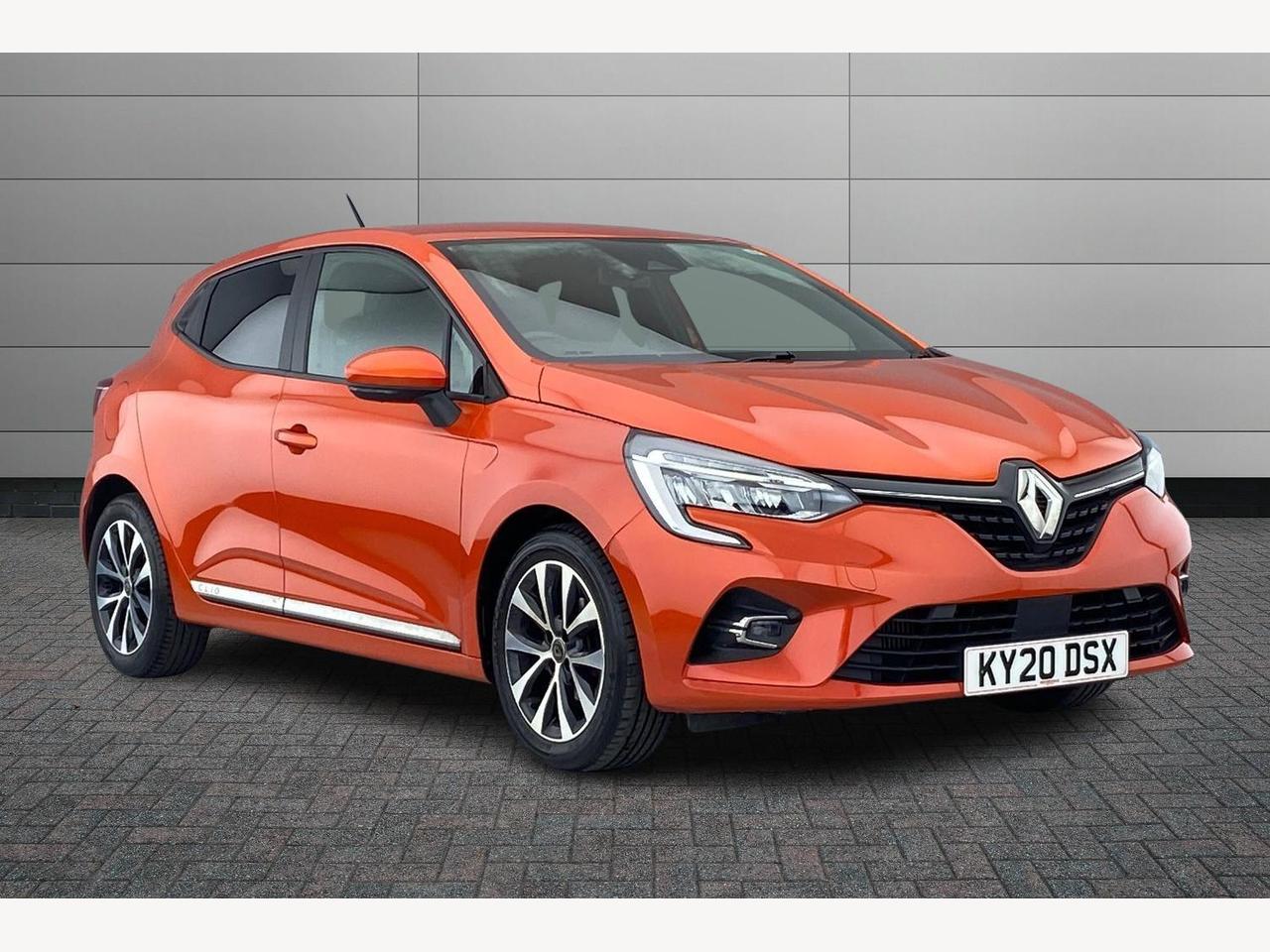 Main listing image - Renault Clio
