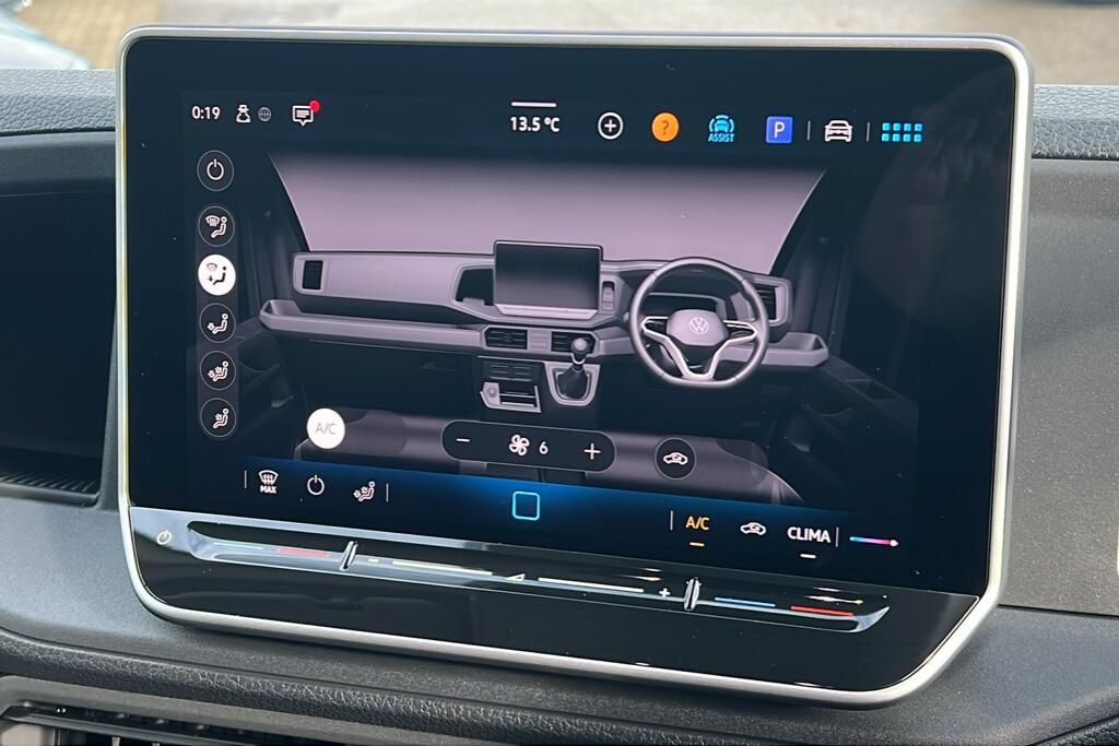 Main listing image - Volkswagen Crafter