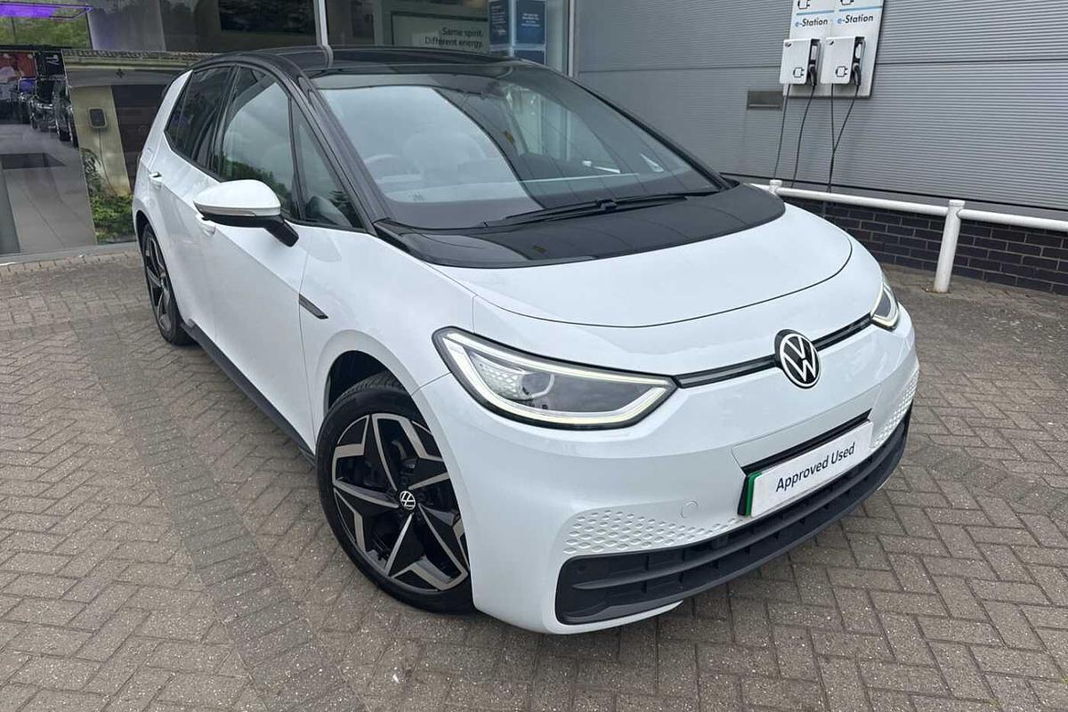 Main listing image - Volkswagen ID.3