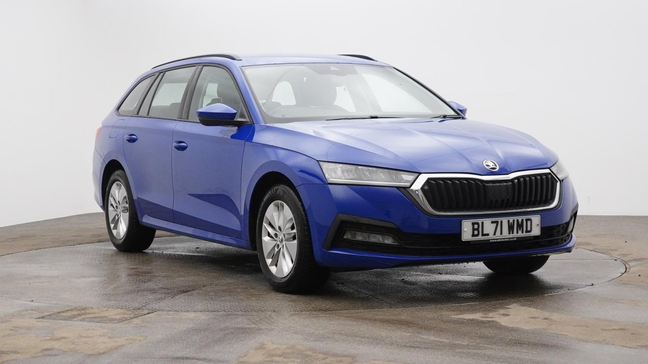 Main listing image - Skoda Octavia Estate