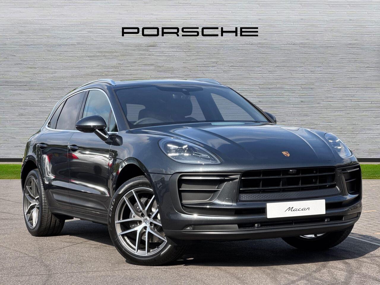 Main listing image - Porsche Macan