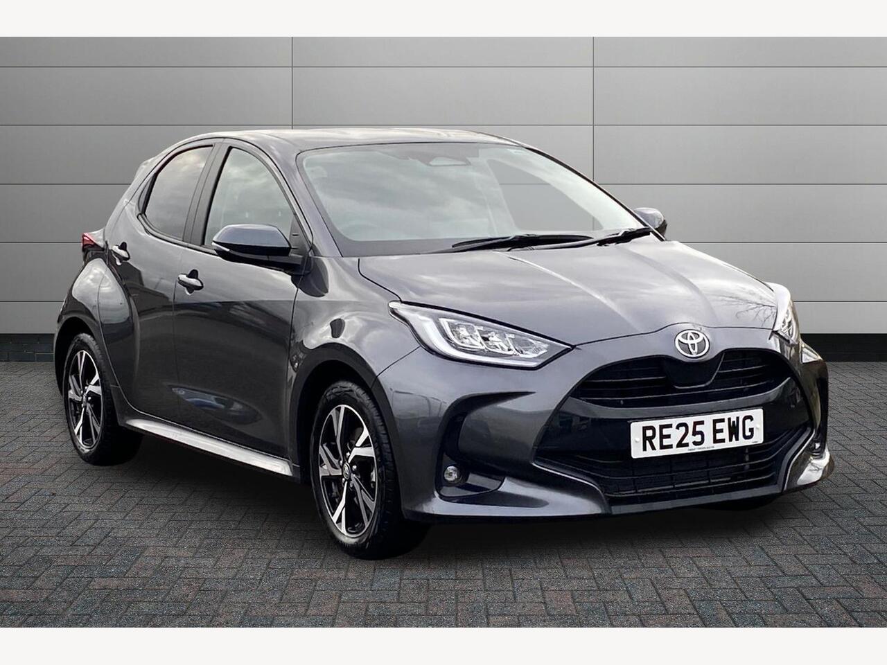 Main listing image - Toyota Yaris