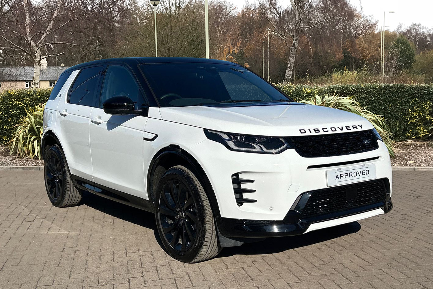 Main listing image - Land Rover Discovery Sport