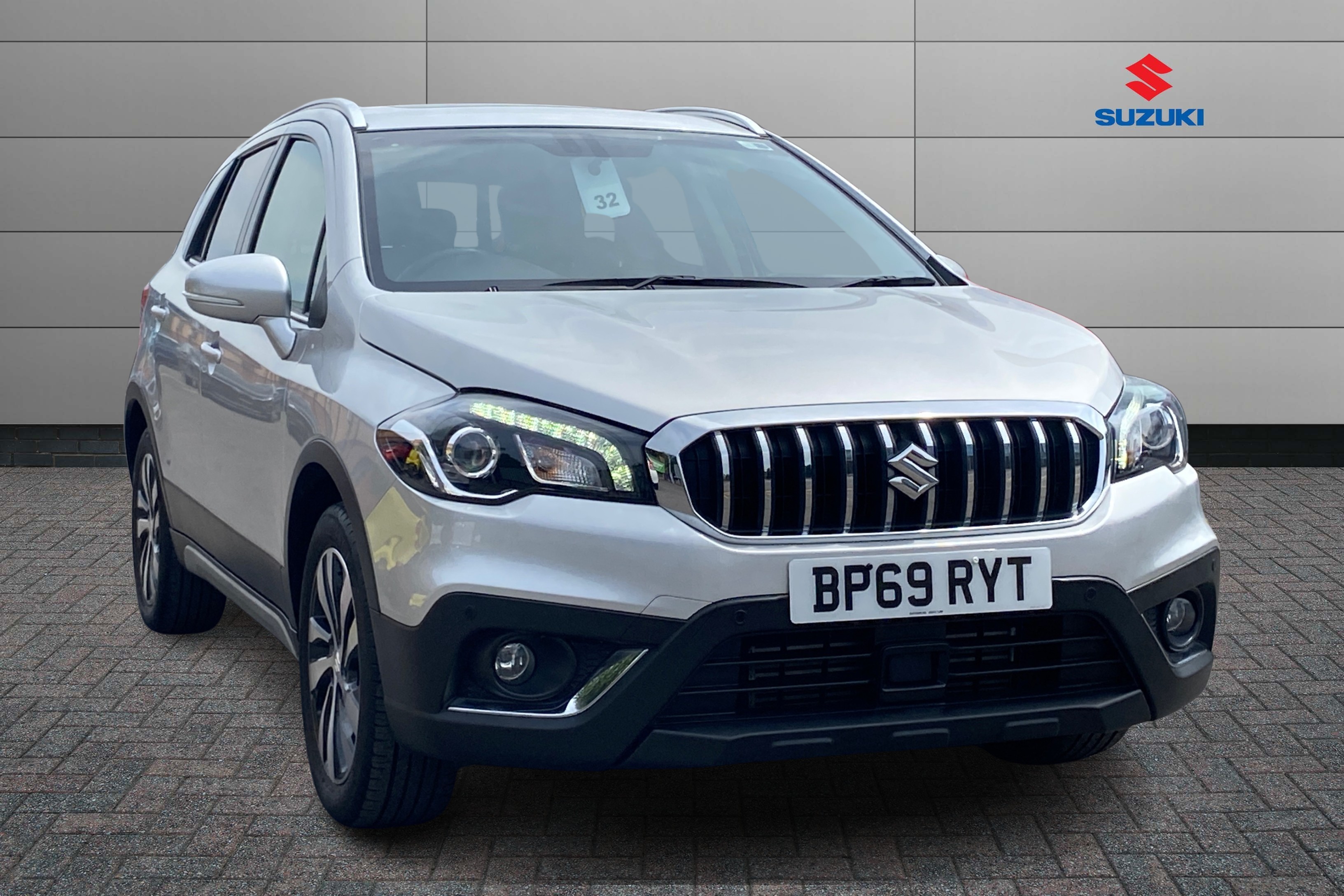 Main listing image - Suzuki SX4 S-Cross