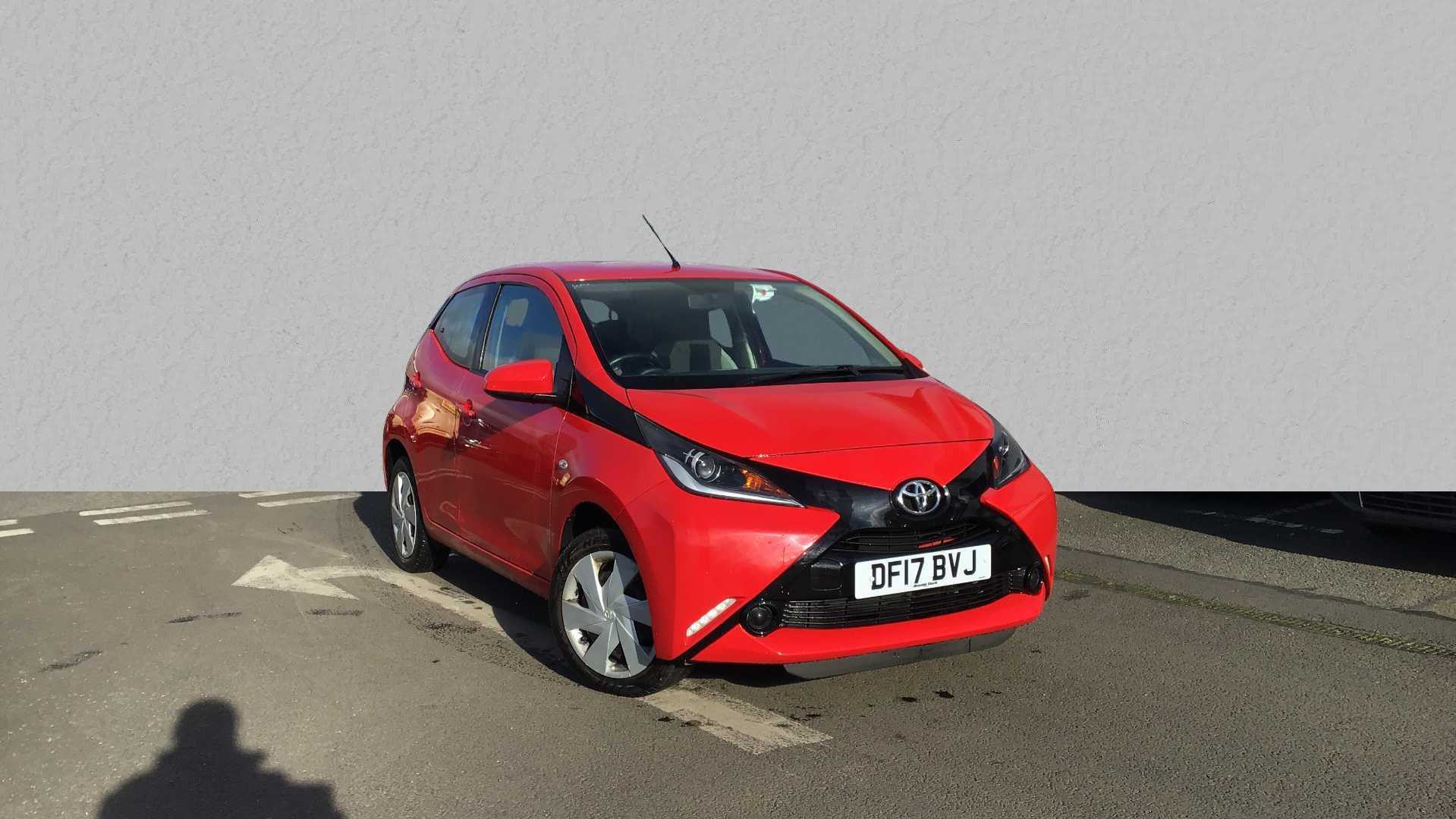 Main listing image - Toyota Aygo