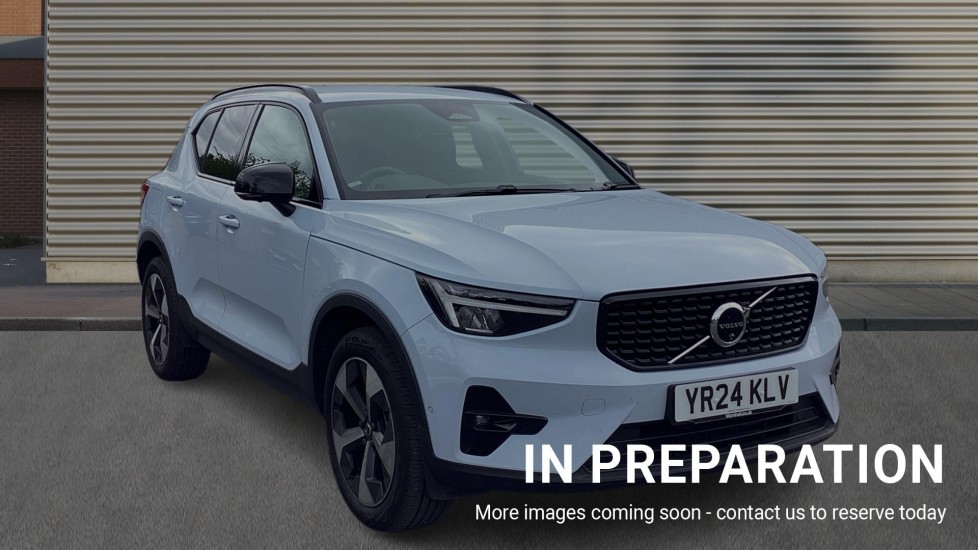 Main listing image - Volvo XC40