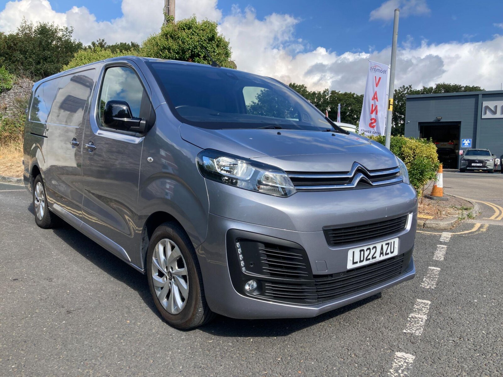 Main listing image - Citroen Dispatch