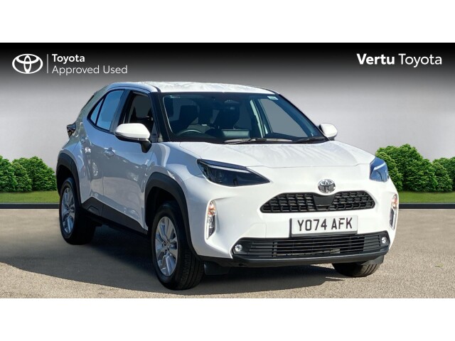 Main listing image - Toyota Yaris Cross