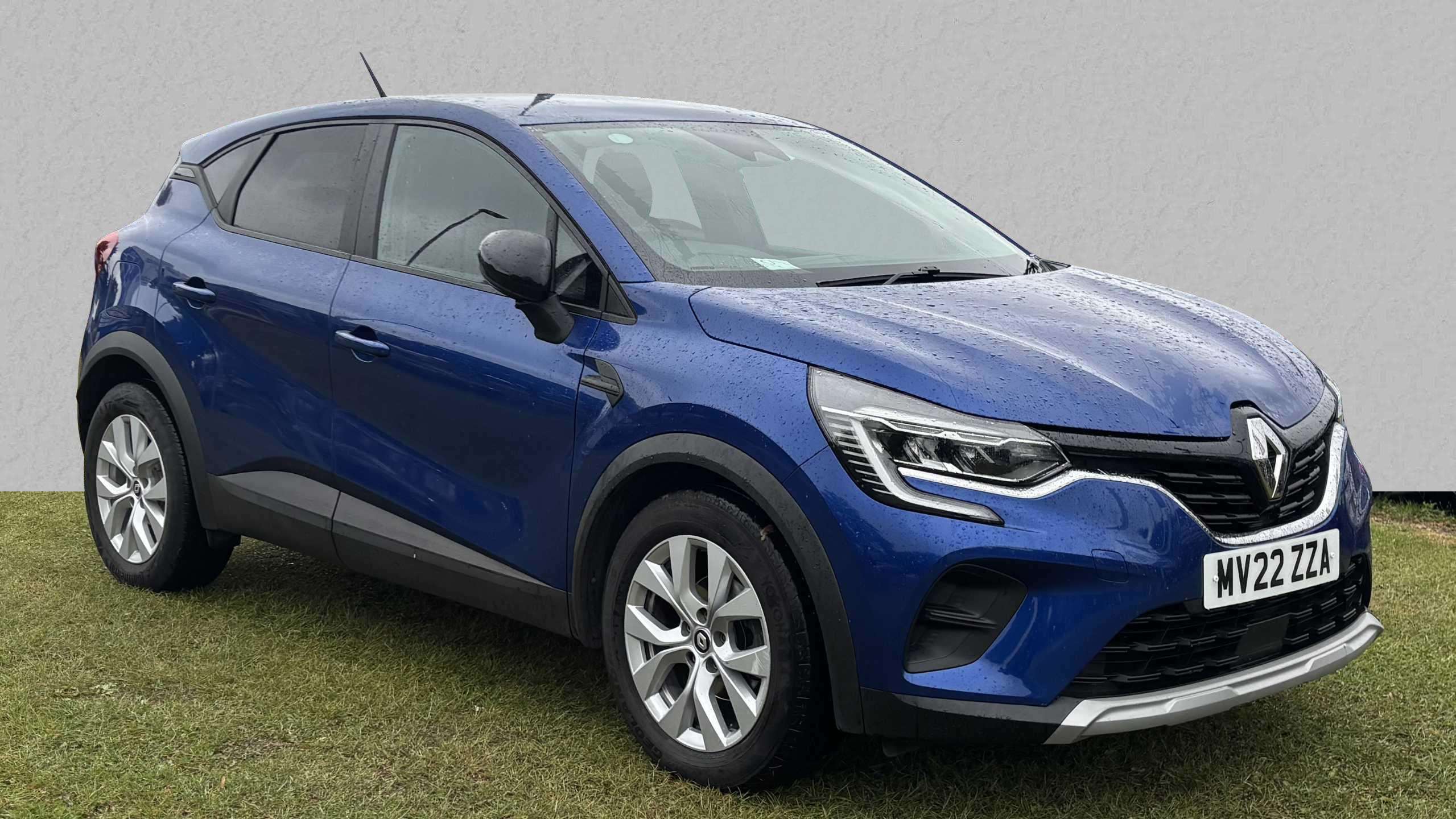 Main listing image - Renault Captur