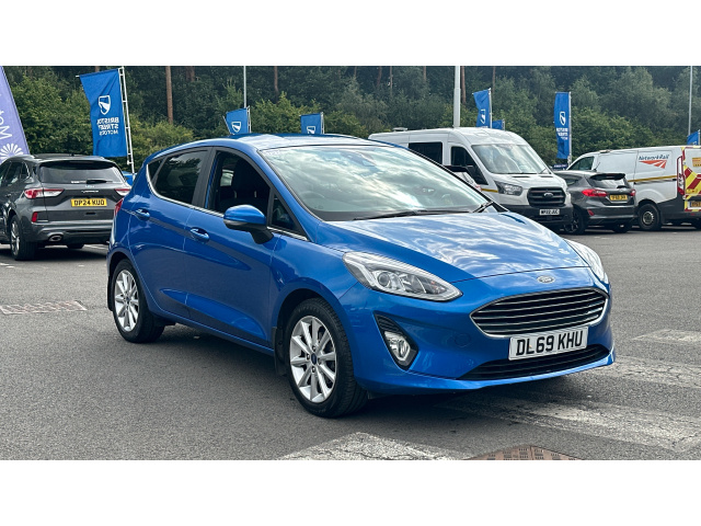 Main listing image - Ford Fiesta