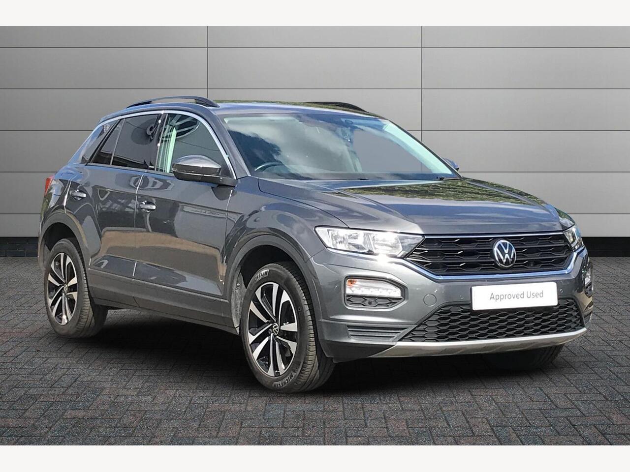 Main listing image - Volkswagen T-Roc