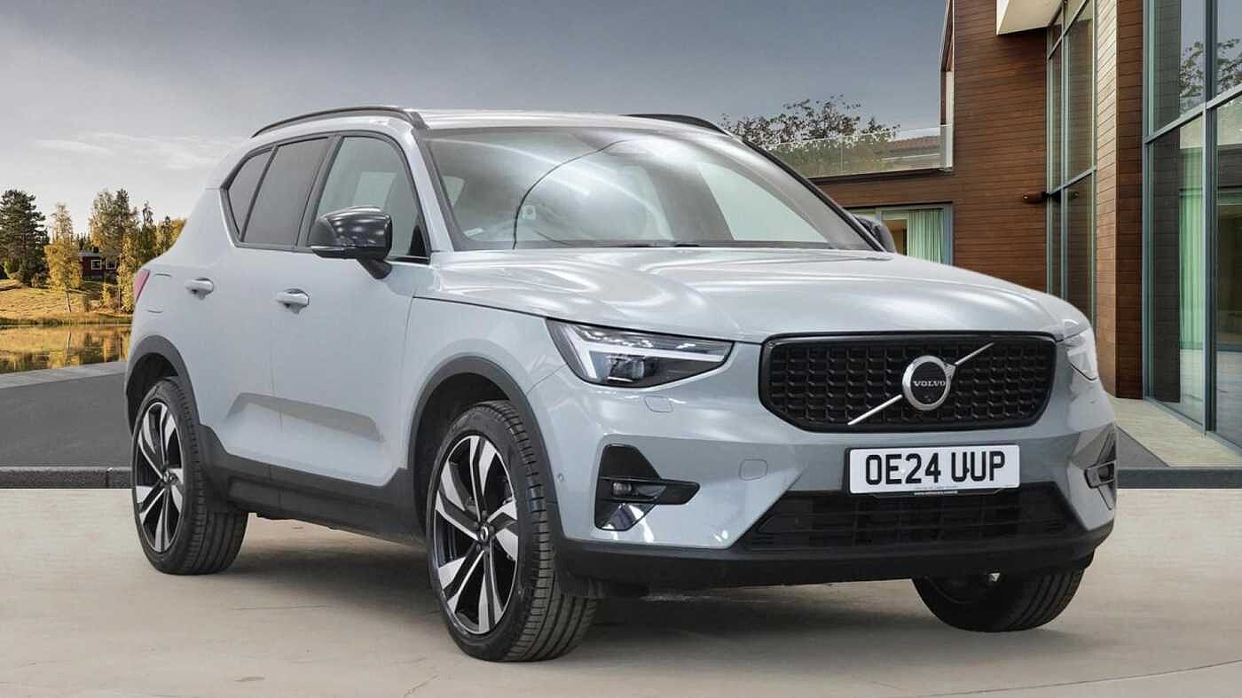 Main listing image - Volvo XC40