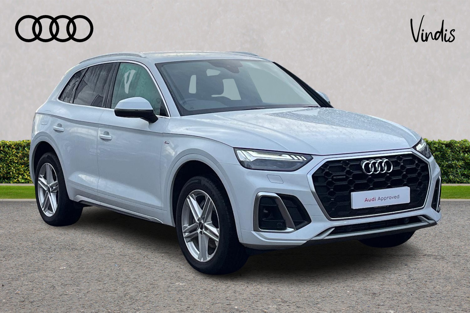 Main listing image - Audi Q5