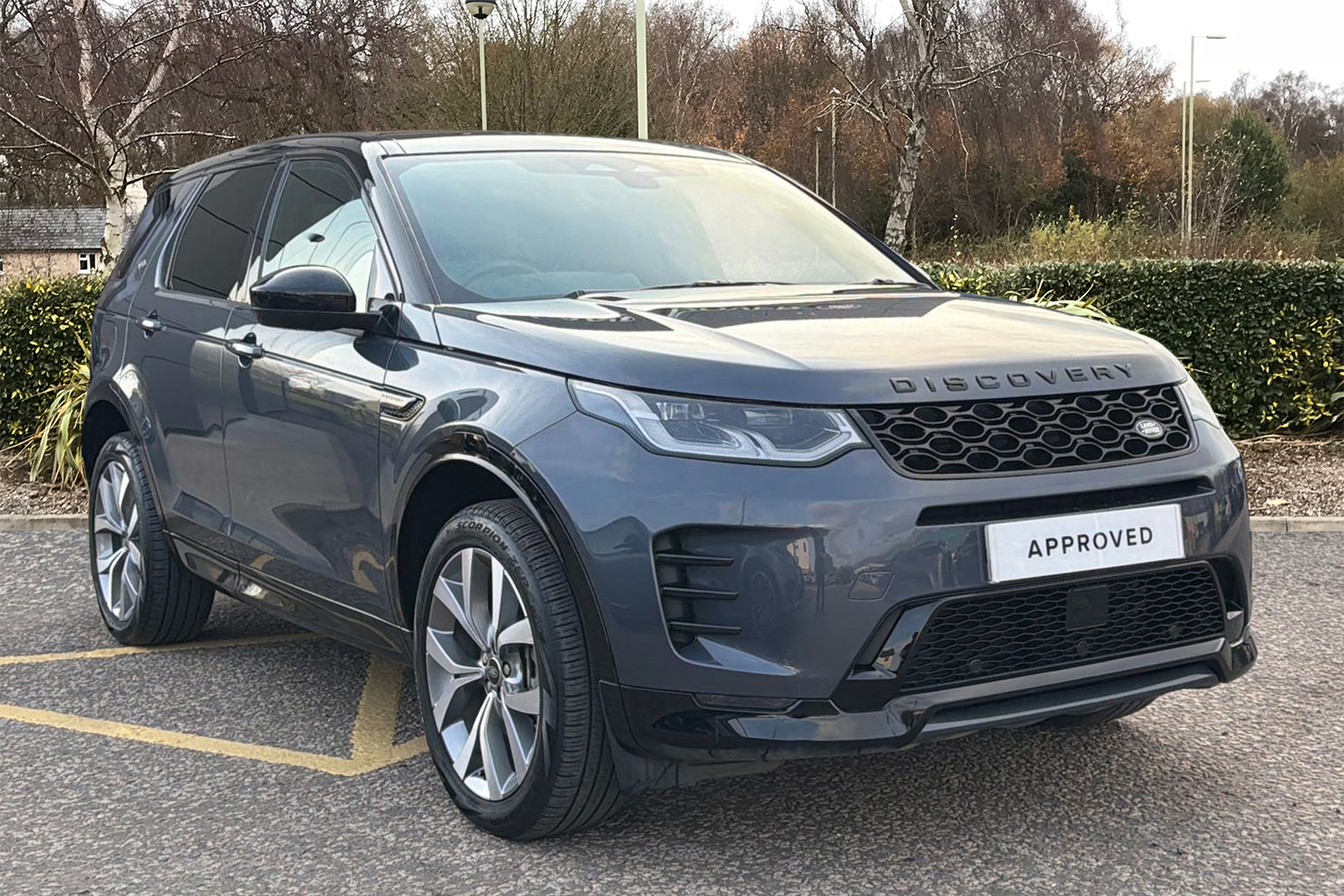 Main listing image - Land Rover Discovery Sport