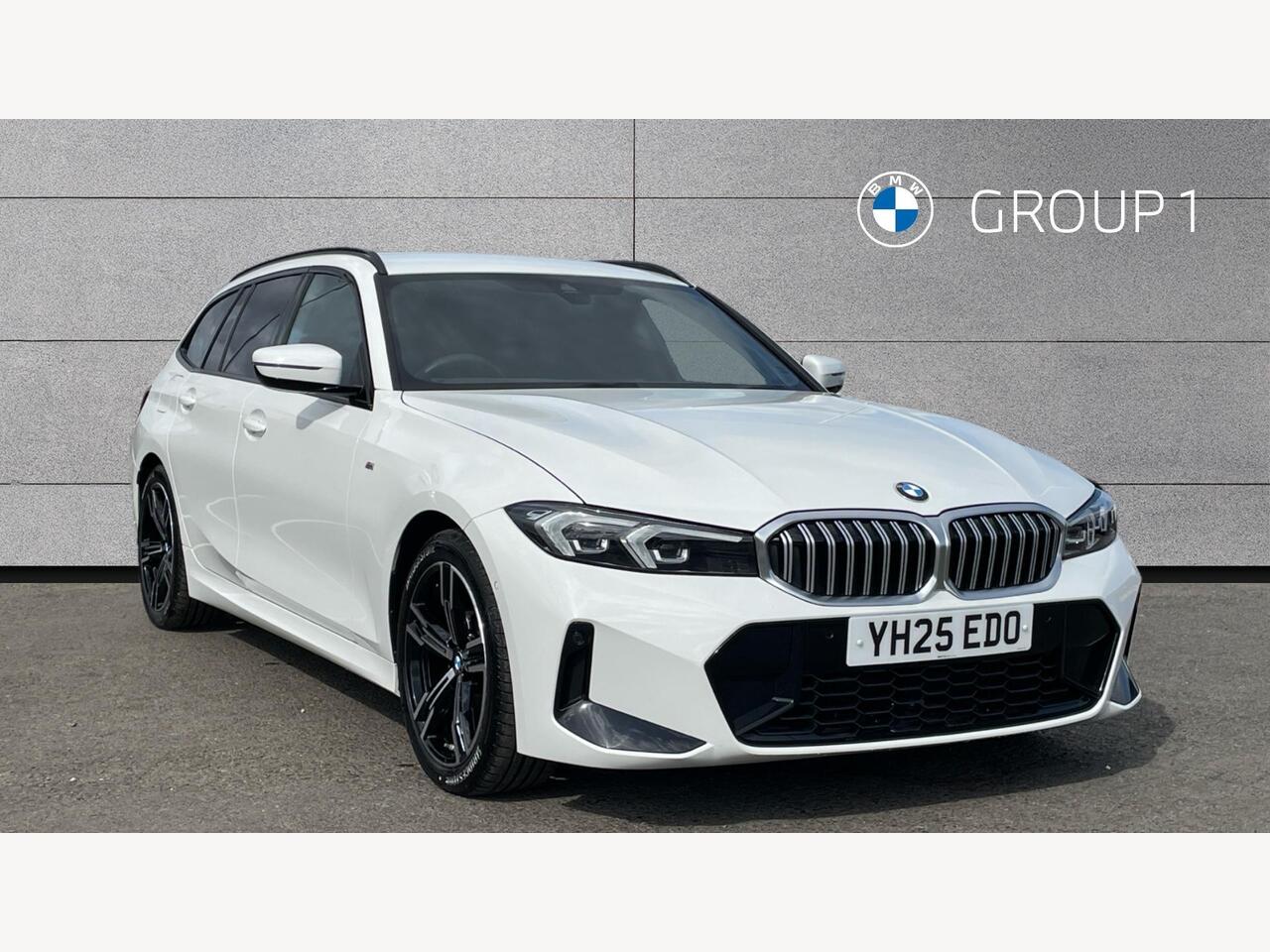 Main listing image - BMW 3 Series Touring