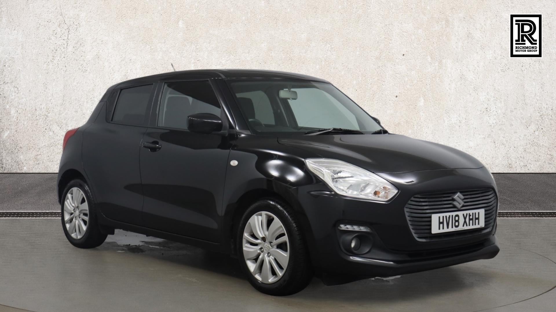 Main listing image - Suzuki Swift