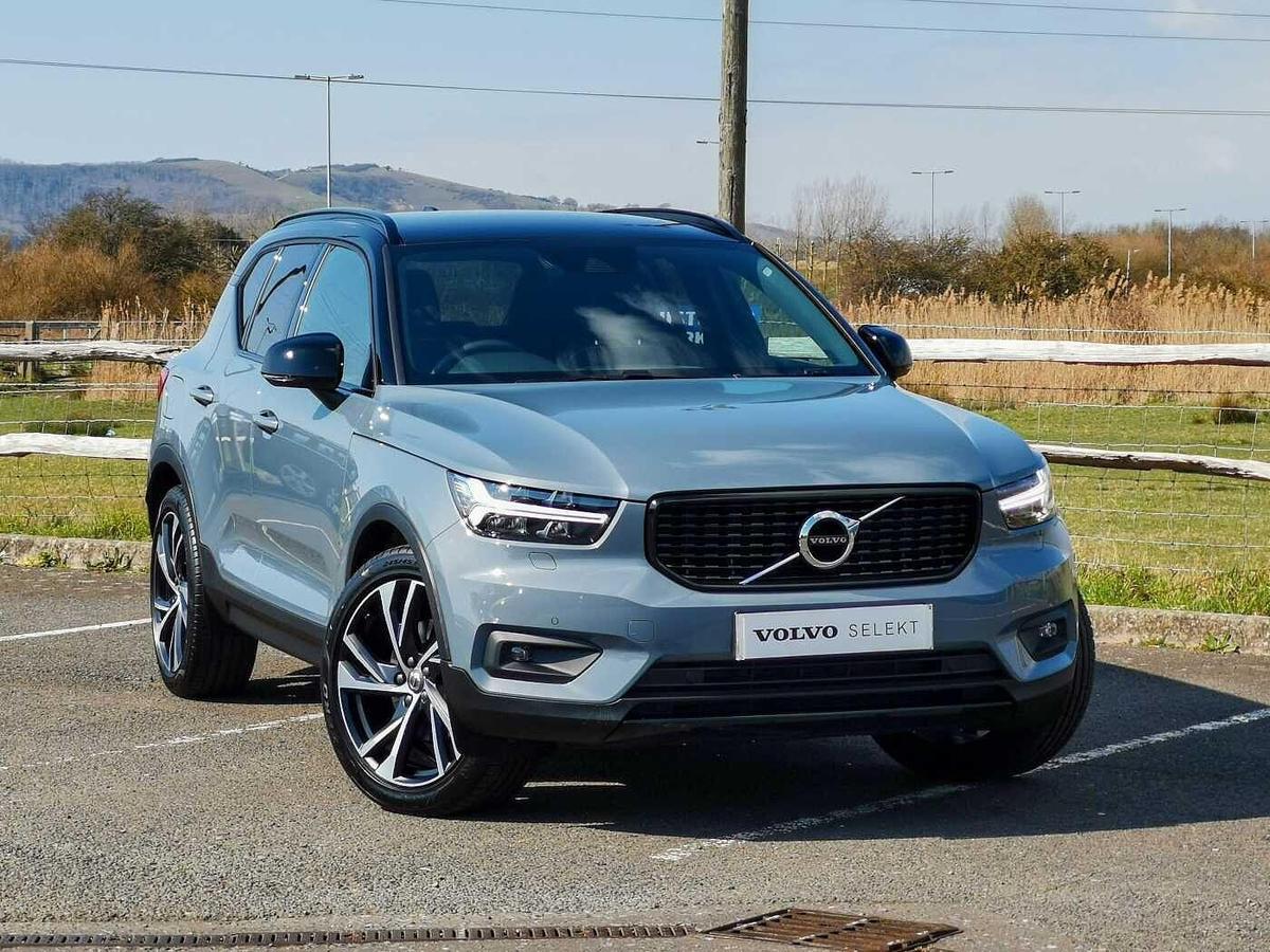 Main listing image - Volvo XC40