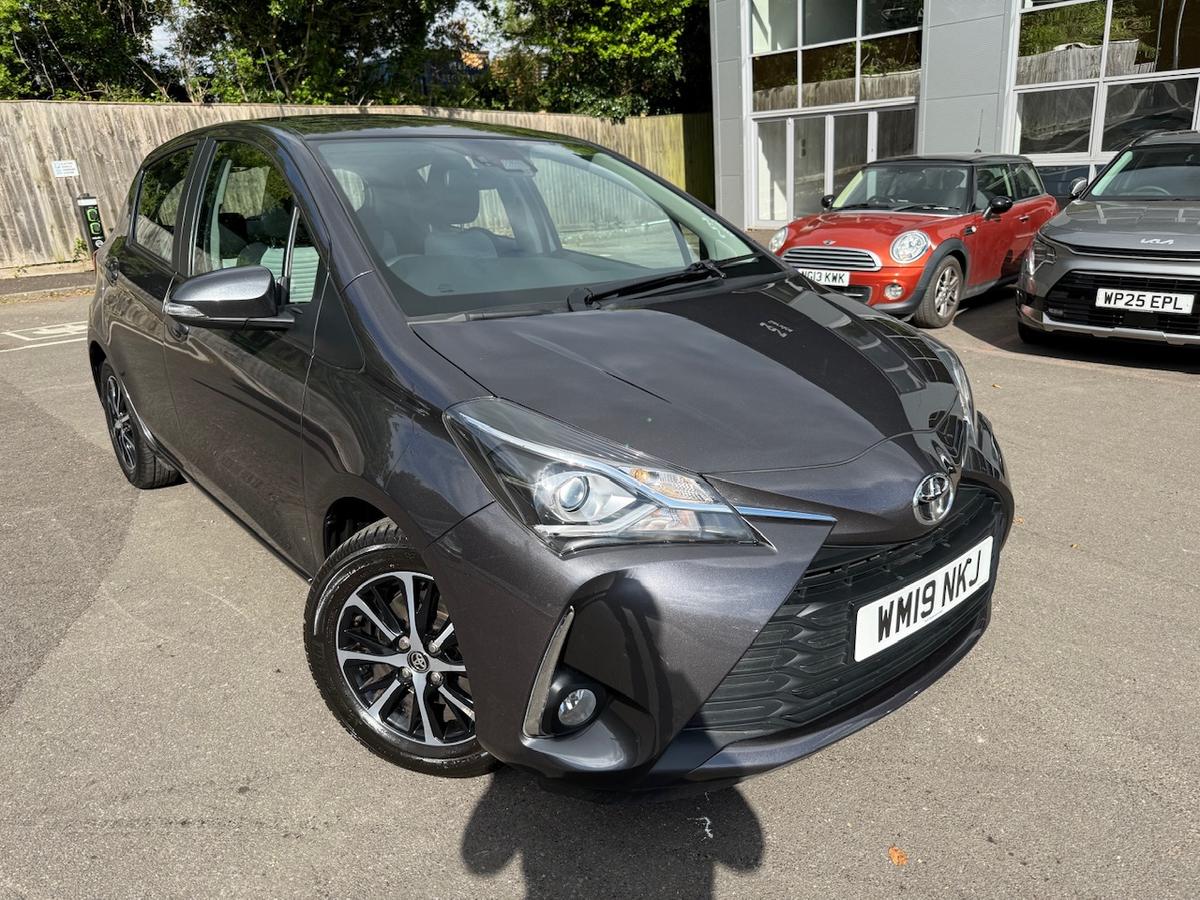 Main listing image - Toyota Yaris