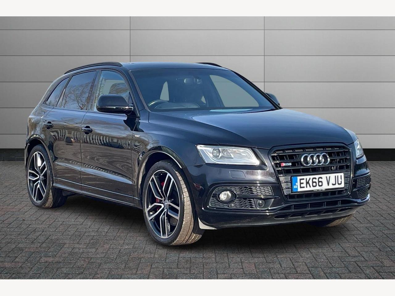 Main listing image - Audi Q5