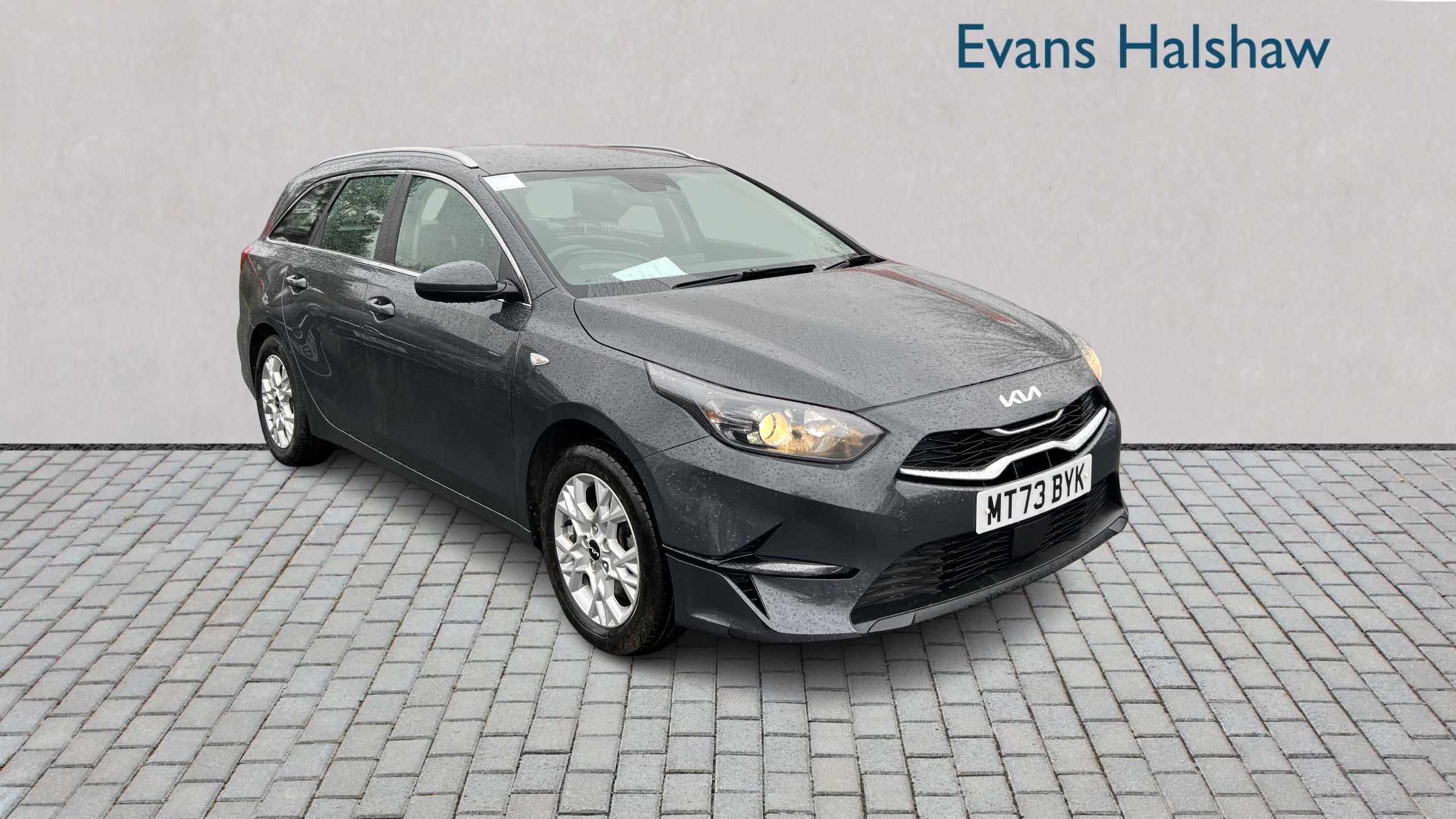 Main listing image - Kia Ceed SW