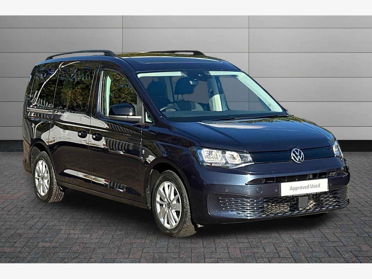 Main listing image - Volkswagen Caddy California Maxi