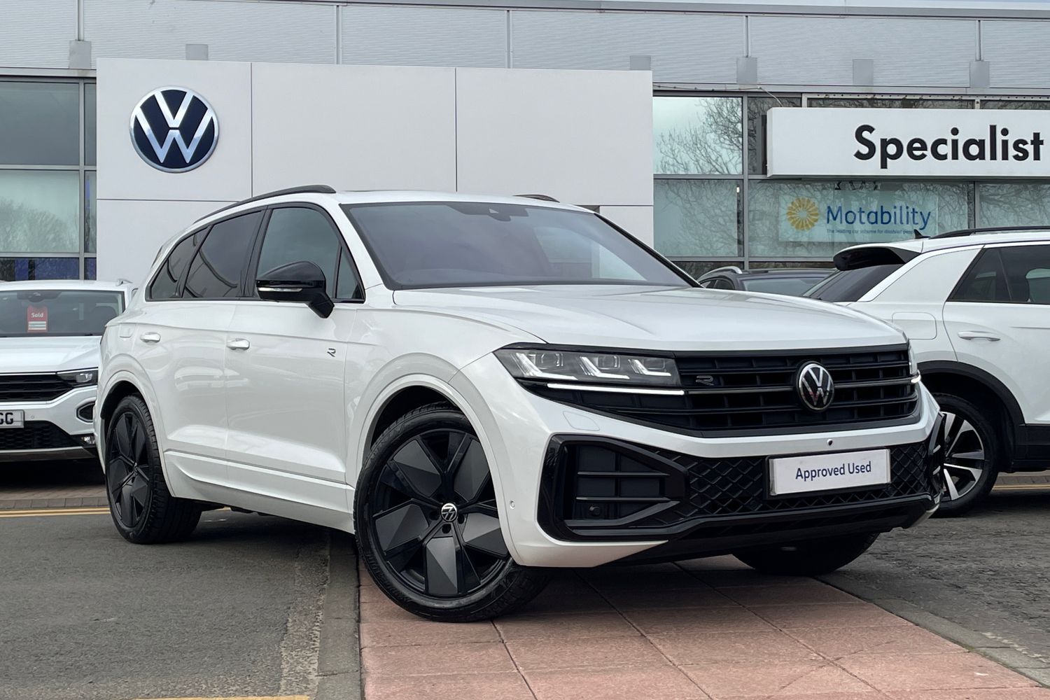 Main listing image - Volkswagen Touareg