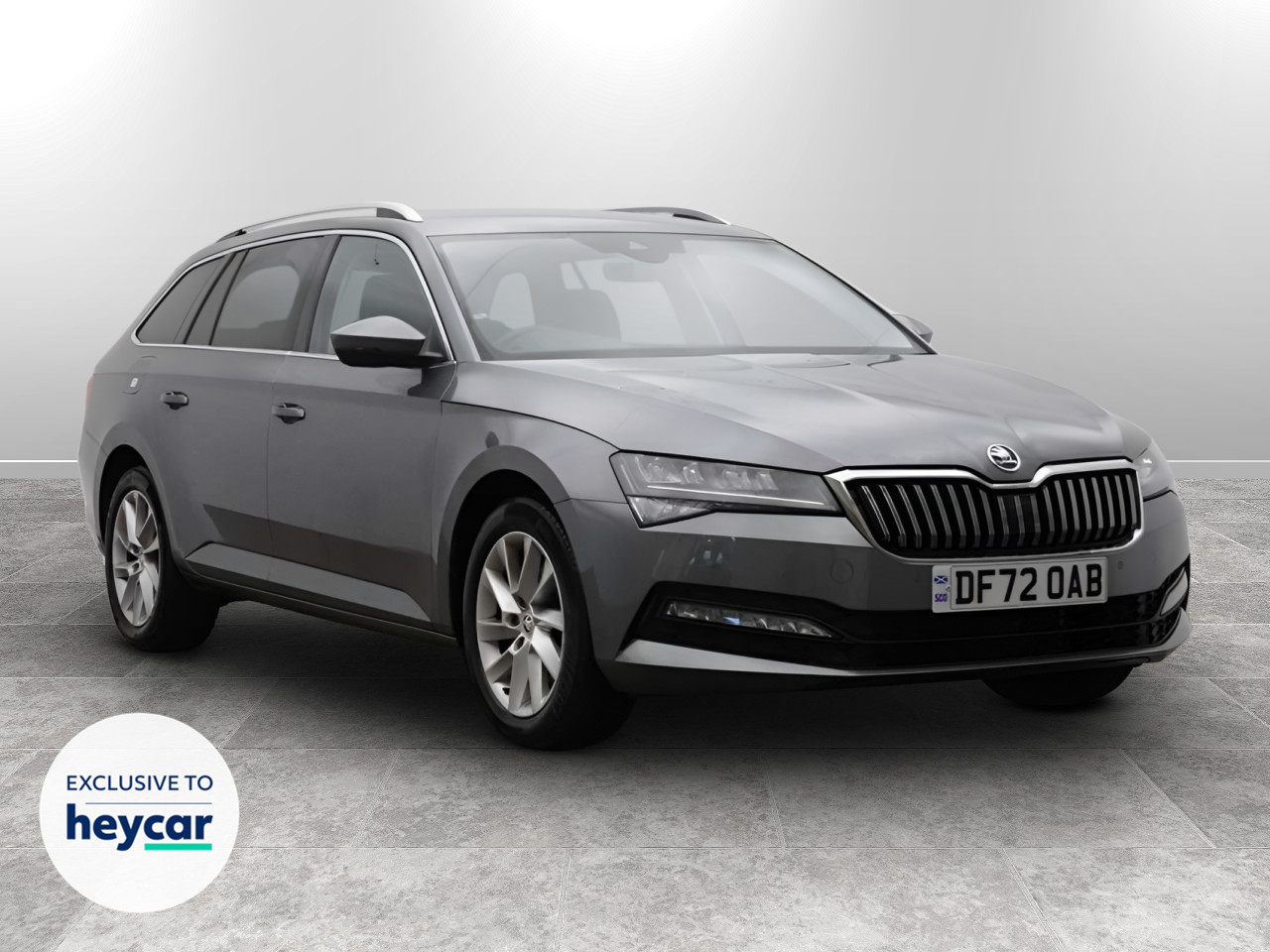 Main listing image - Skoda Superb Estate