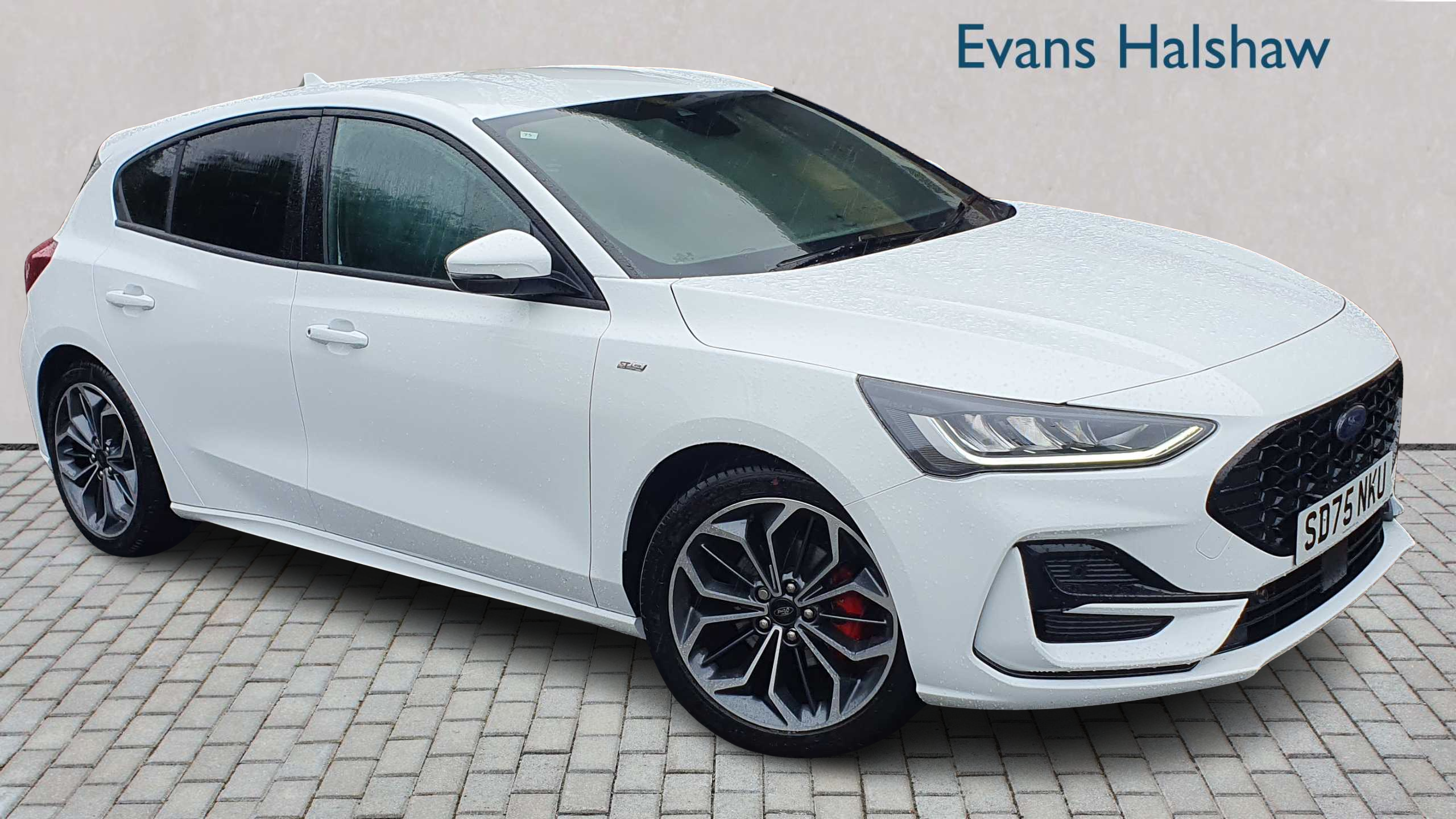 Main listing image - Ford Focus