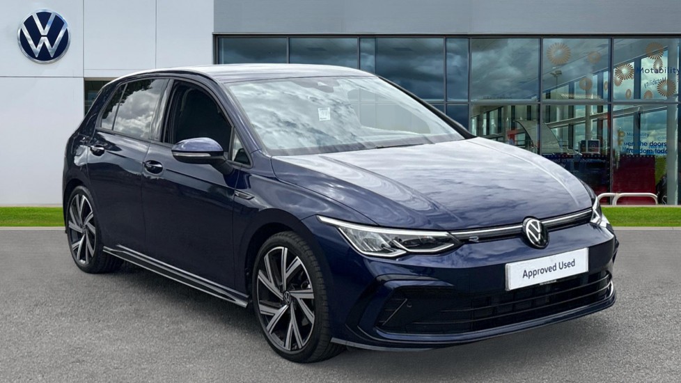 Main listing image - Volkswagen Golf