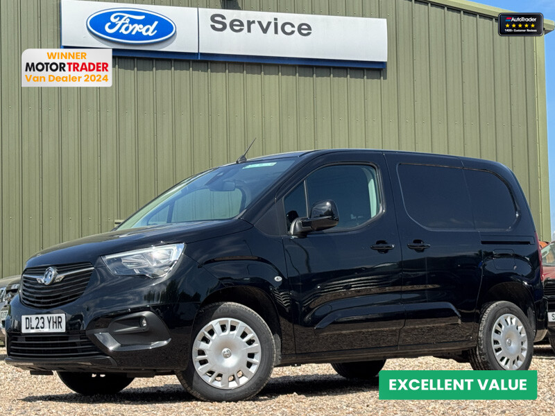 Main listing image - Vauxhall Combo Cargo