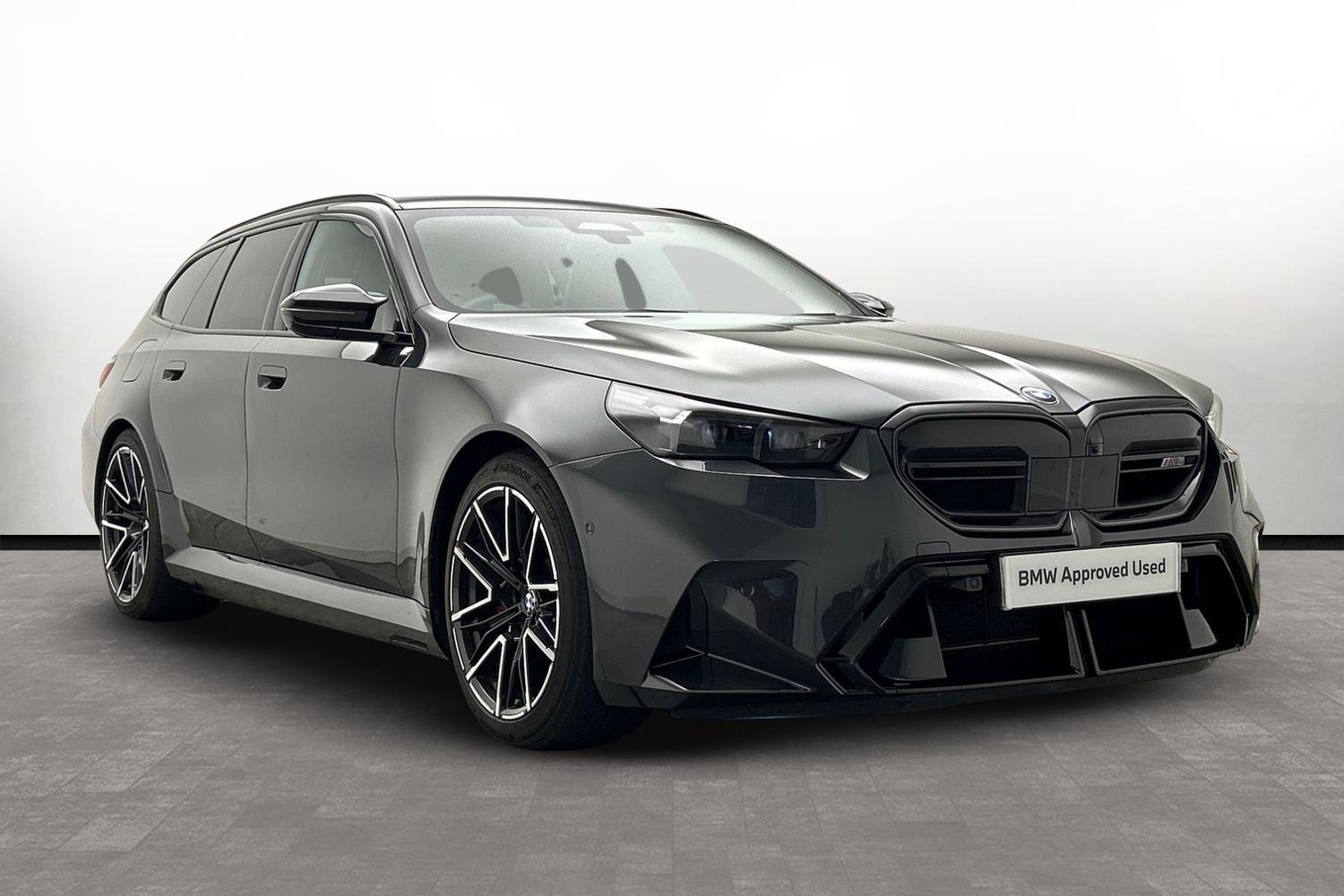 Main listing image - BMW M5