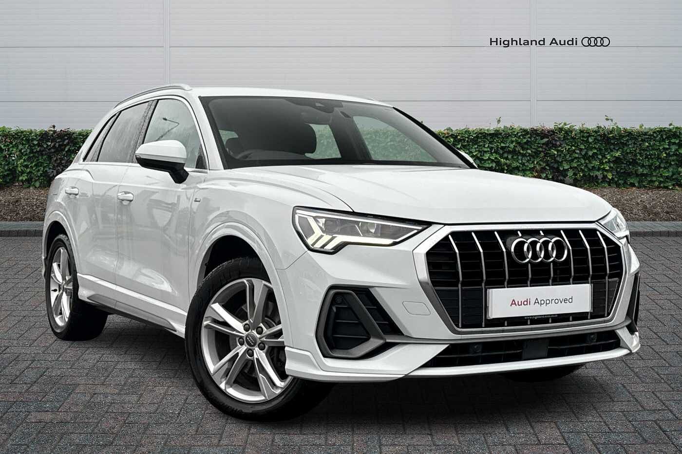 Main listing image - Audi Q3