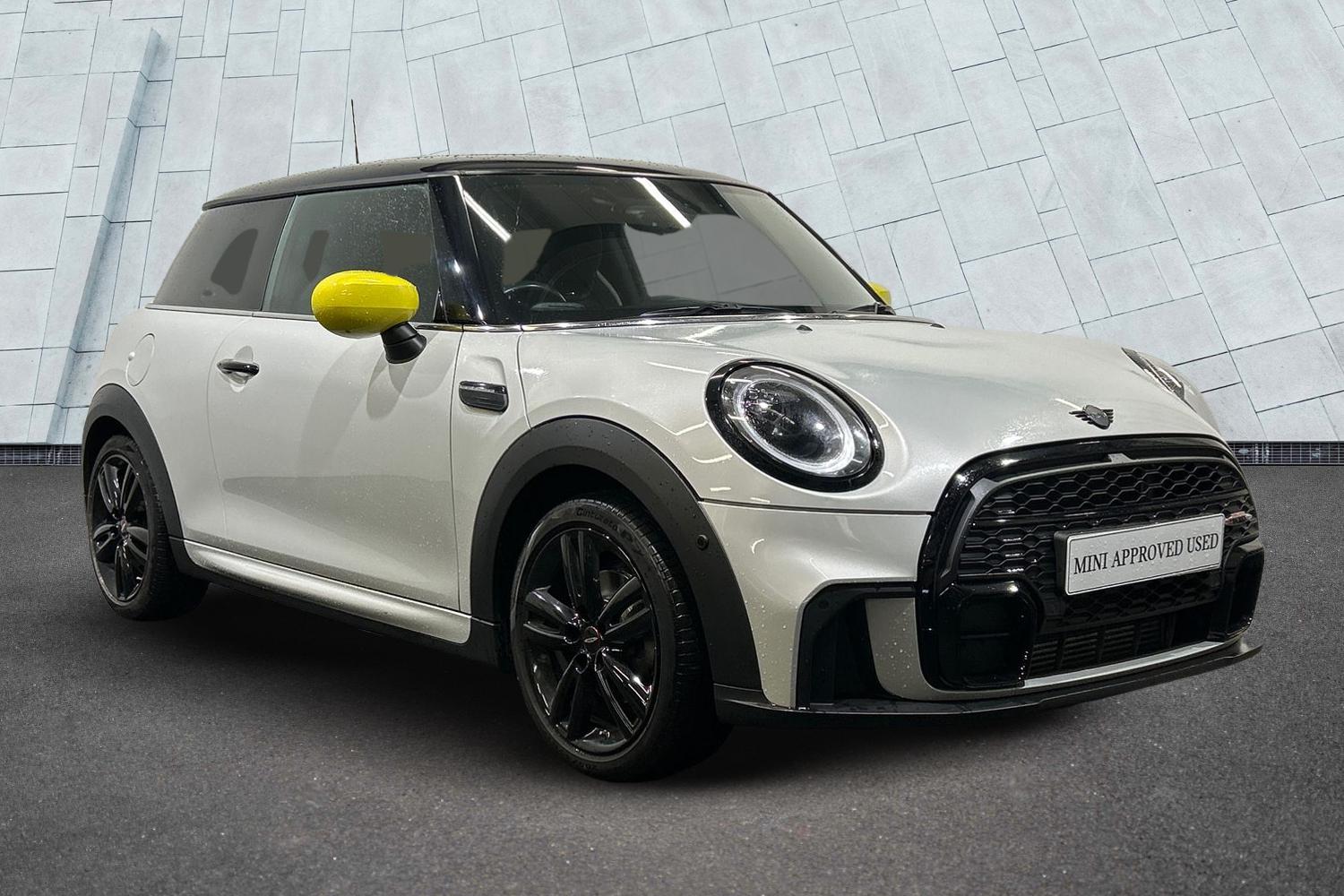 Main listing image - MINI Hatchback