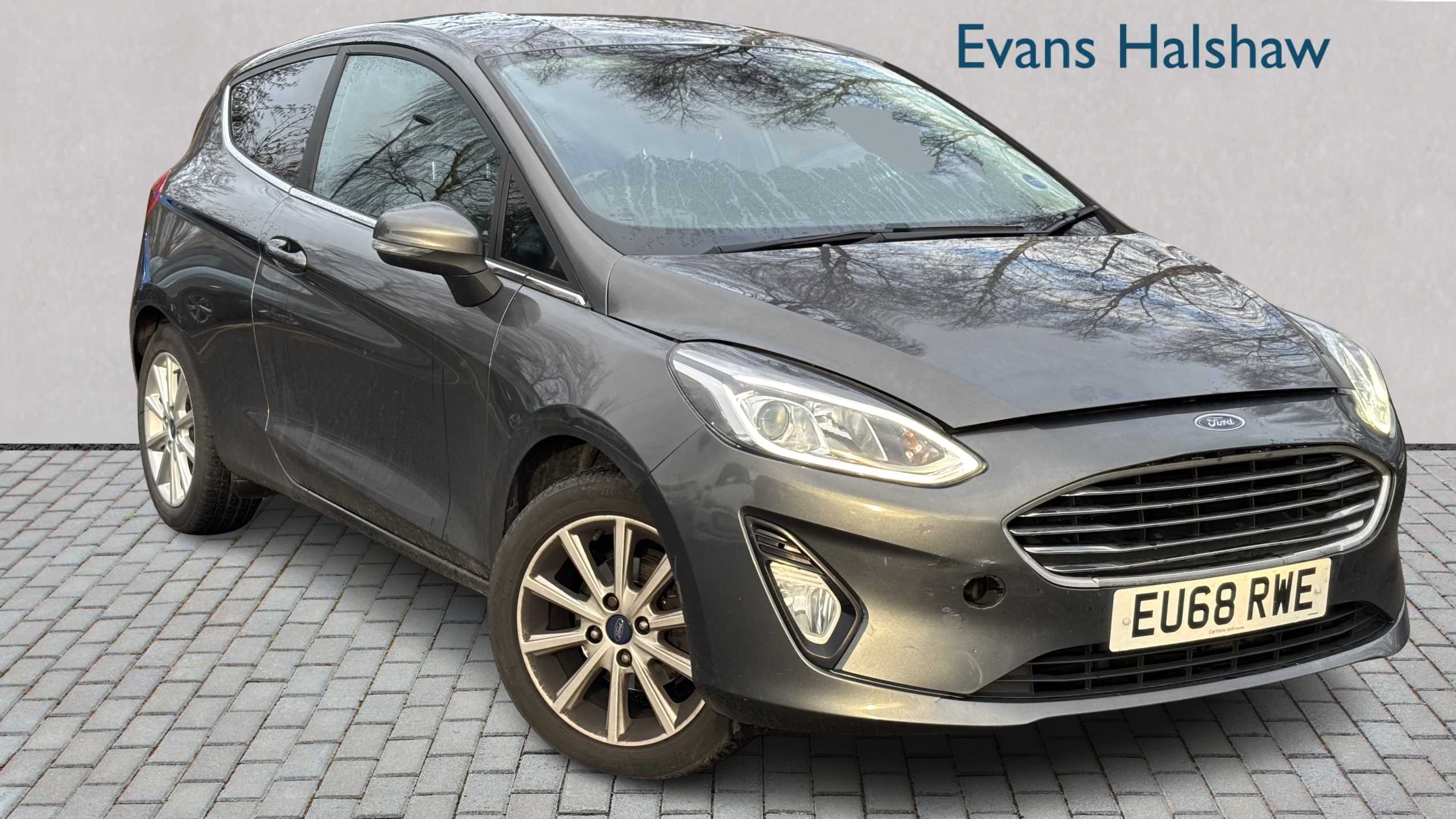 Main listing image - Ford Fiesta