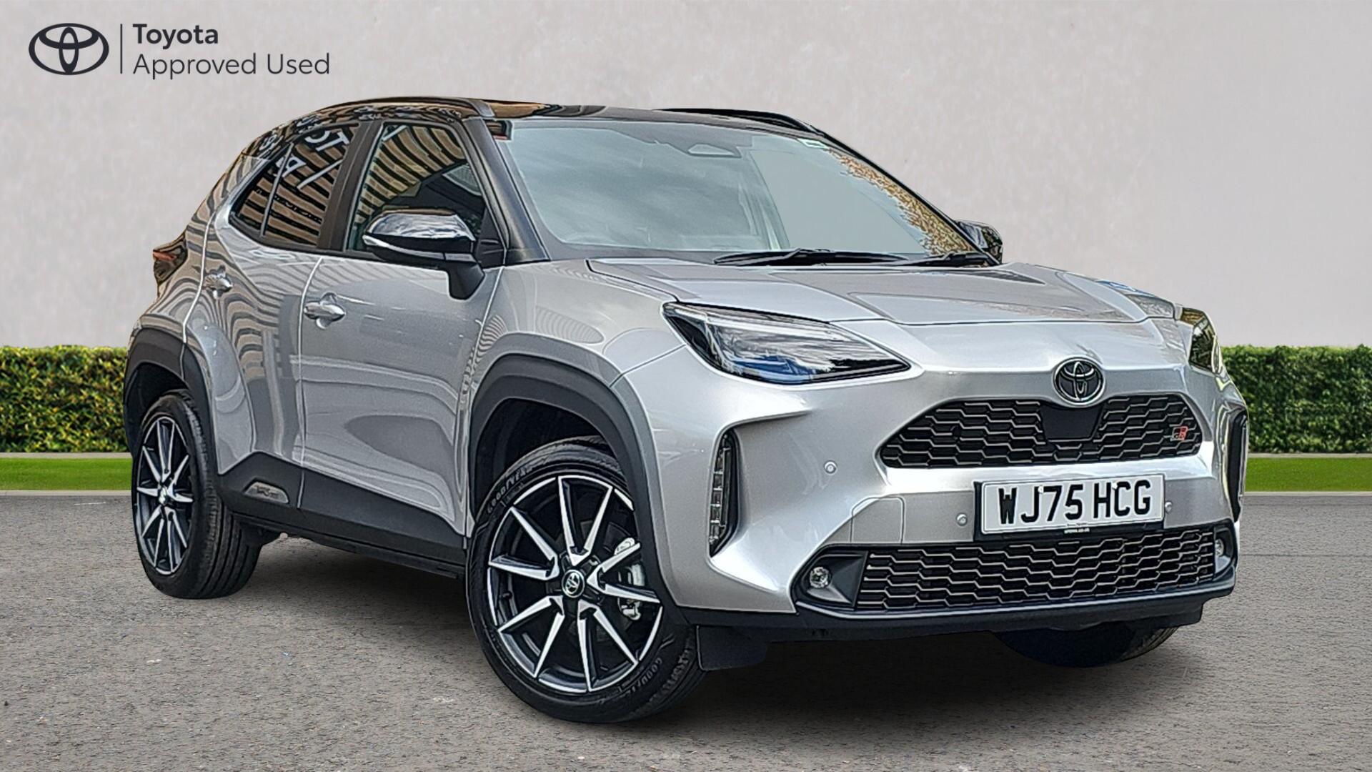 Main listing image - Toyota Yaris Cross