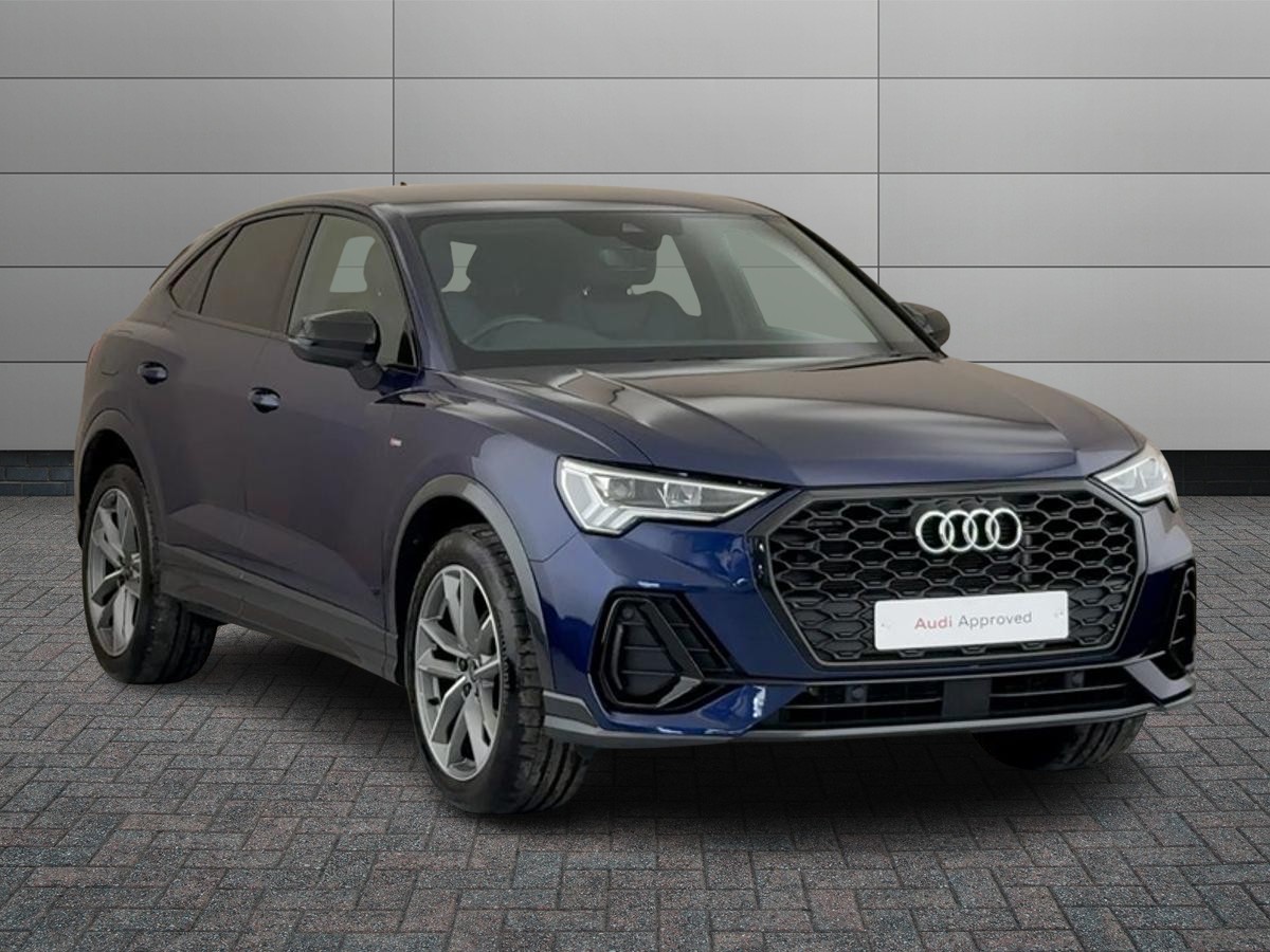Main listing image - Audi Q3
